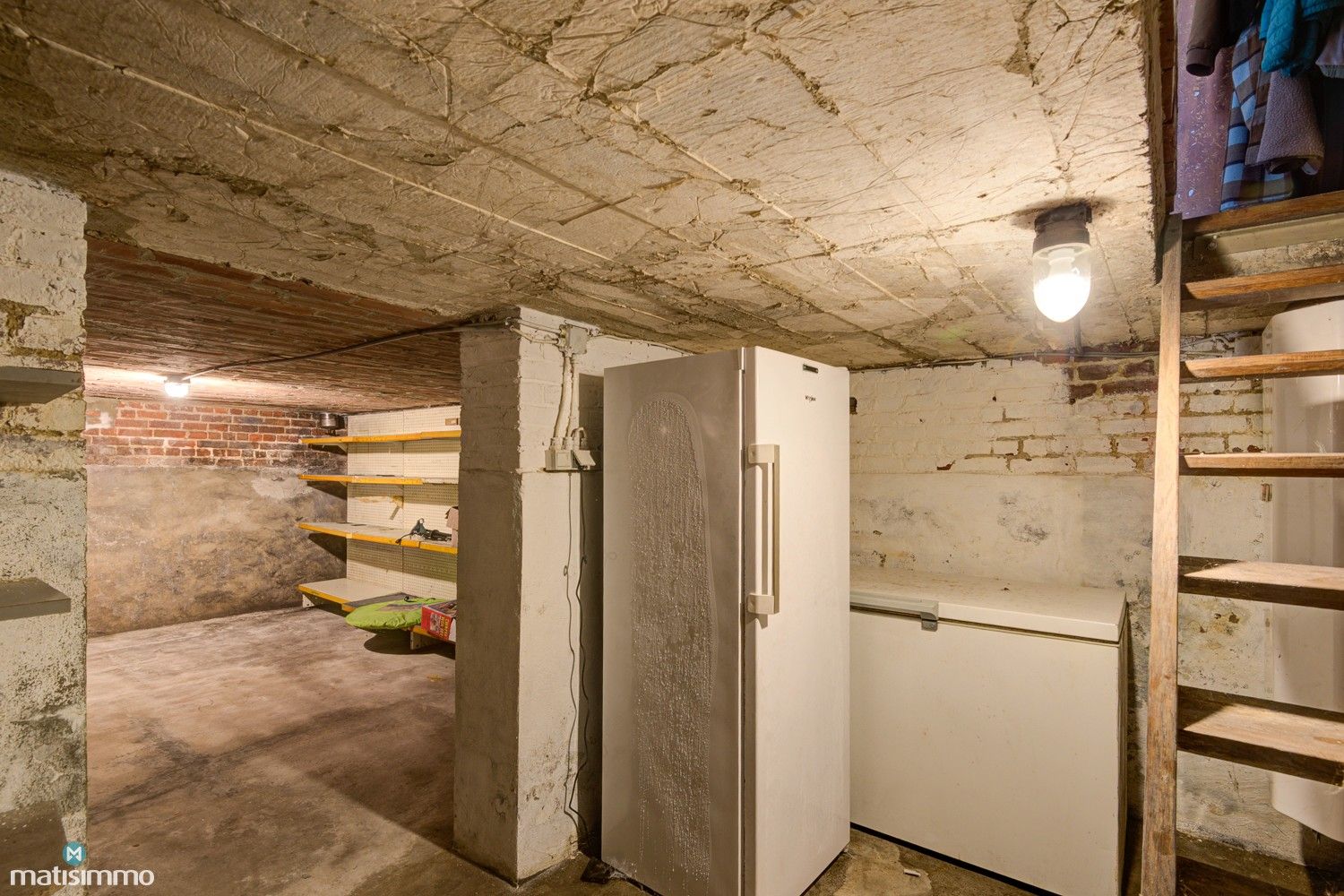 GEZINSWONING MET 3 SLAAPKAMERS, RUIME INPANDIGE GARAGE EN GROTE TUIN TE HOESELT foto 28