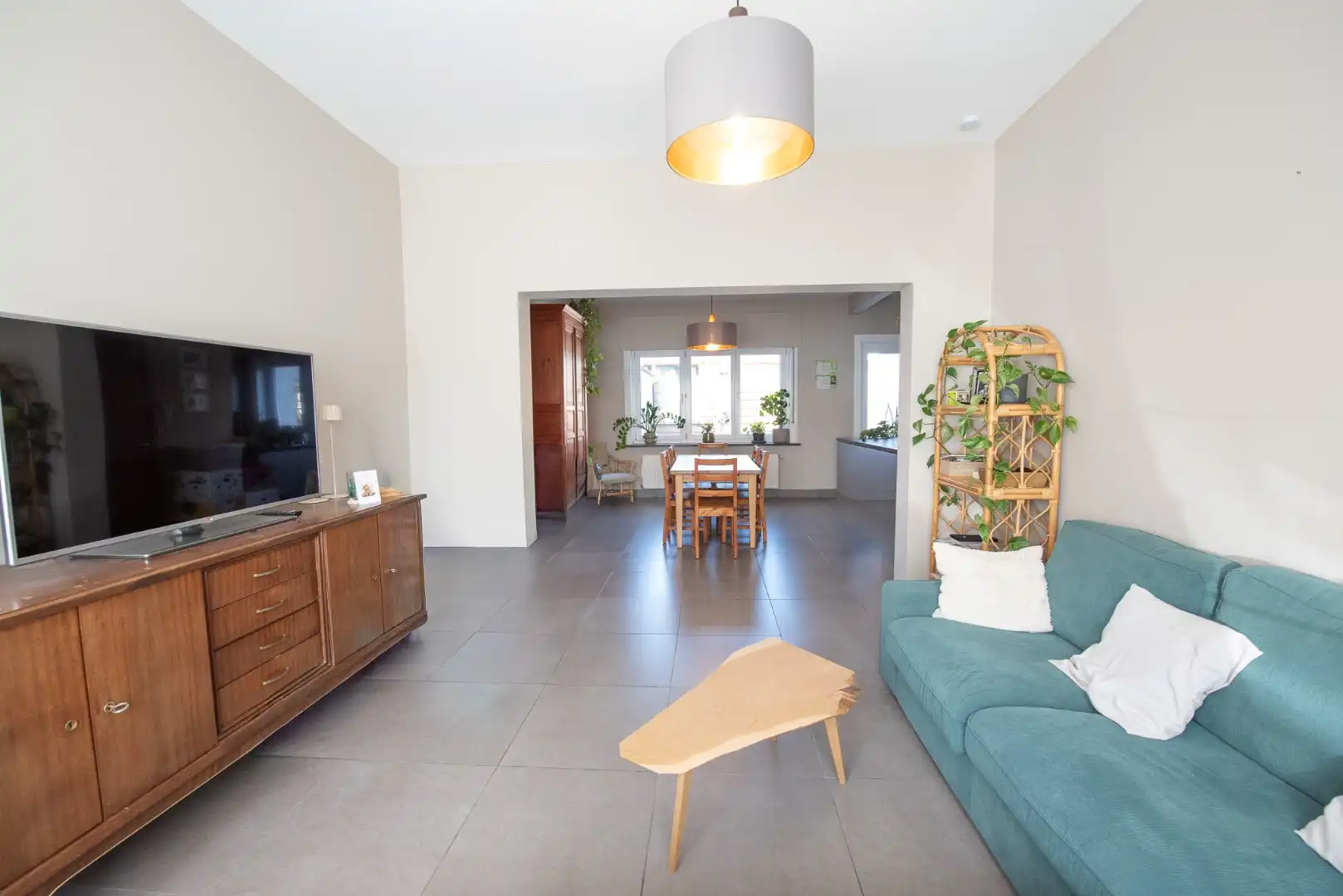 Charmante en goed onderhouden woning te huur nabij station van Waregem foto 3
