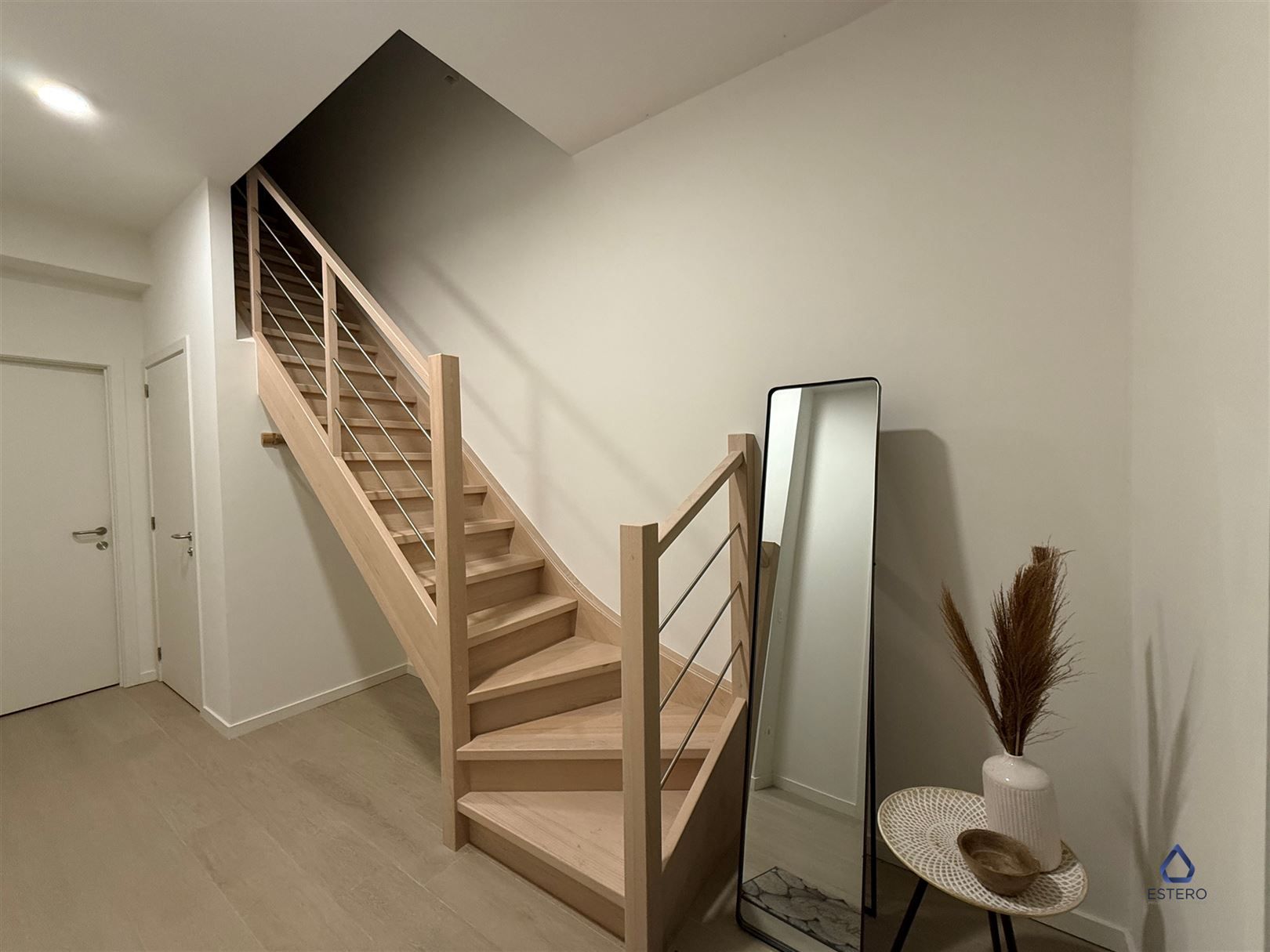 Nieuwbouwwoning op een topligging in Zurenborg foto 3