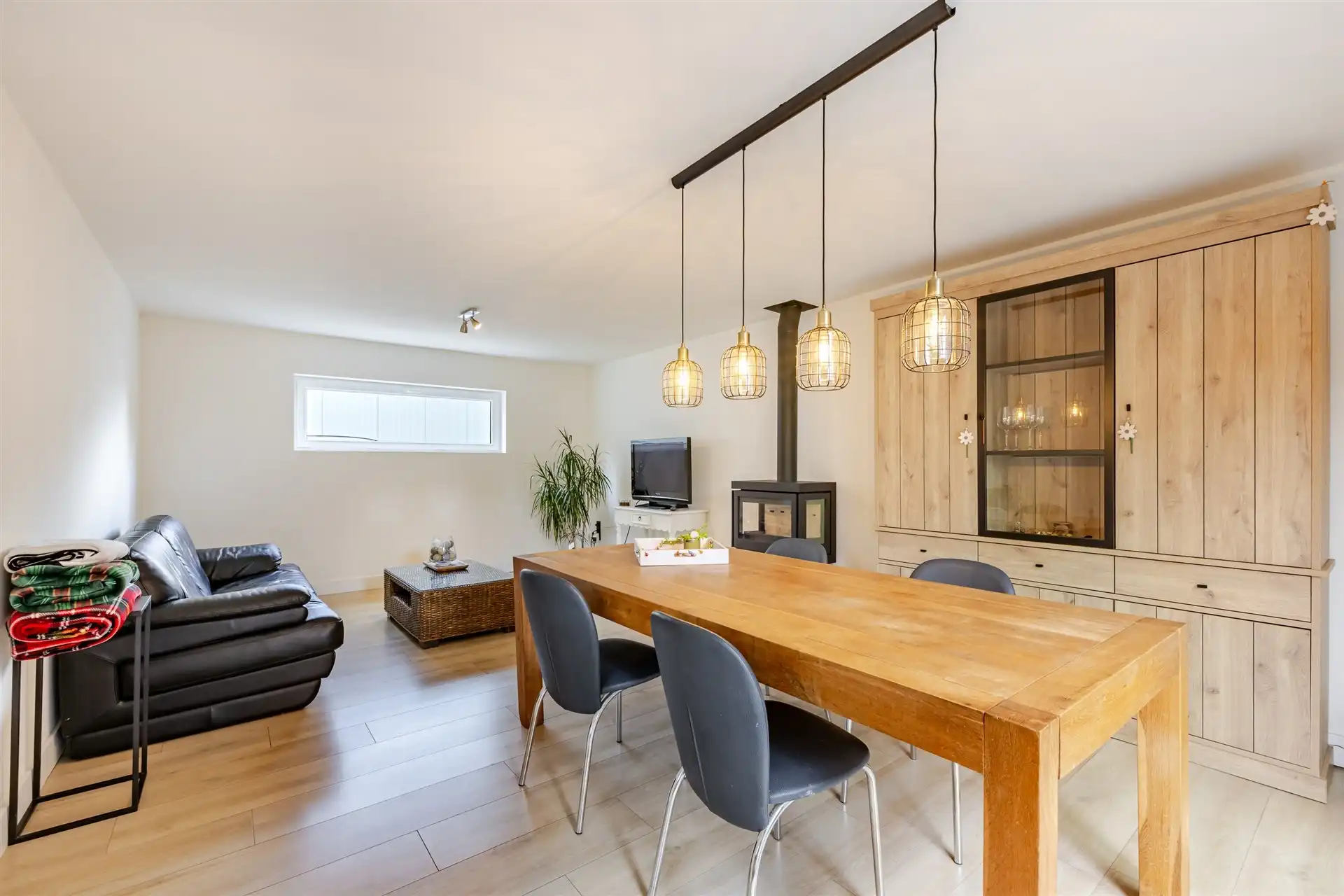 Instapklare halfopen woning met parking, Beveren - 2 slp foto 11