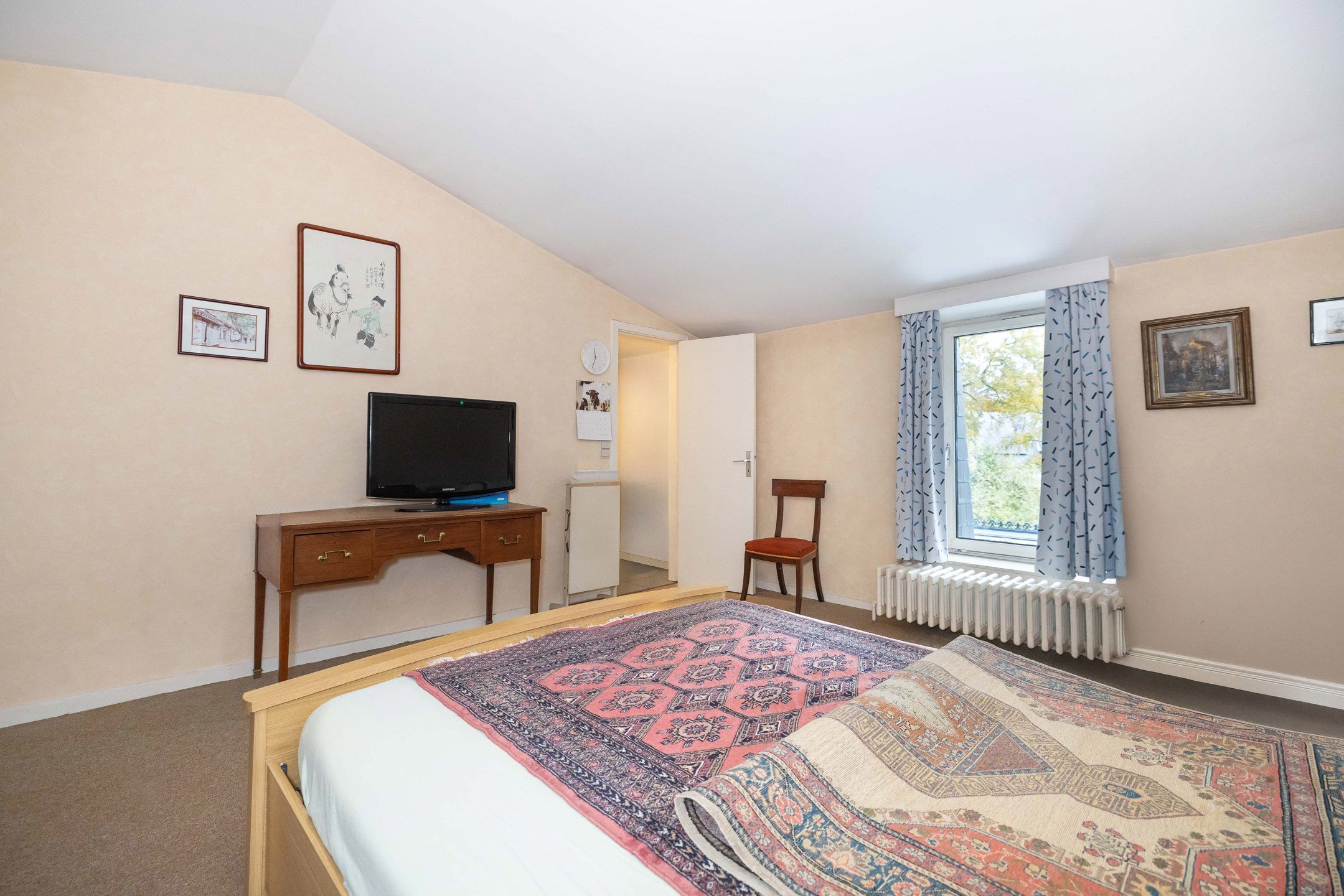 Te renoveren villa met groot potentieel foto 11