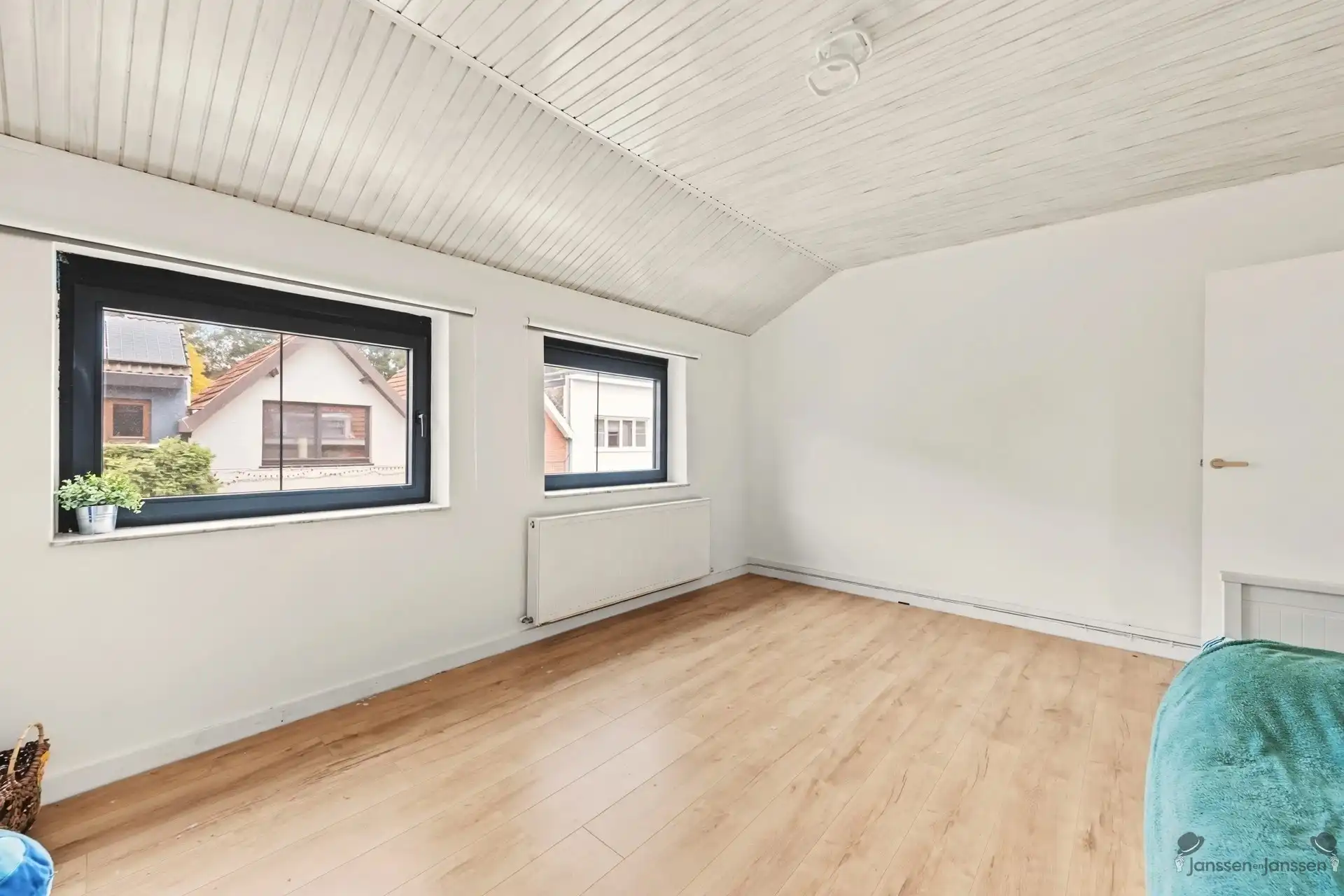 Gerenoveerde woning in gewilde straat in Schoten foto 22