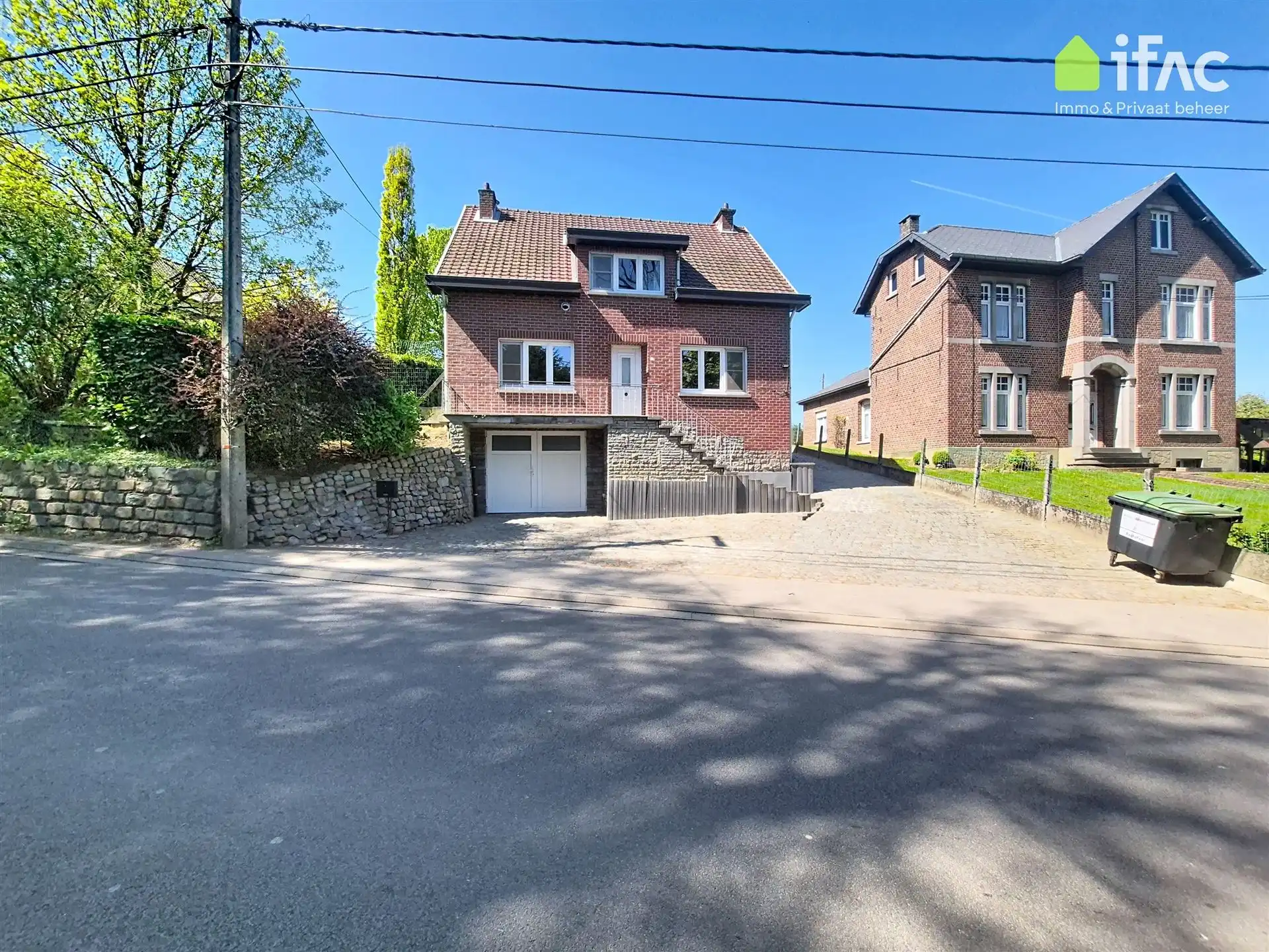 Te renoveren woning met recente ruime loods  foto 29