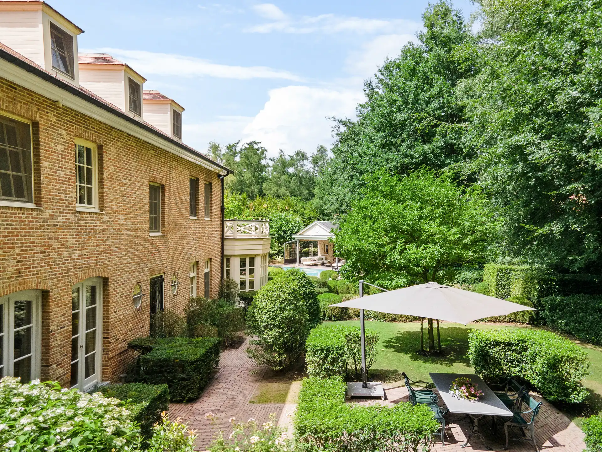 Prachtige villa in de Pater Nuyenslaan – Sels Villabouw foto 2