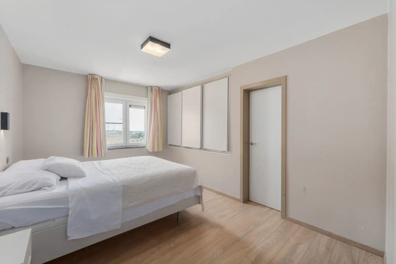Prachtig duplex appartement met zijdelings zeezicht foto 14