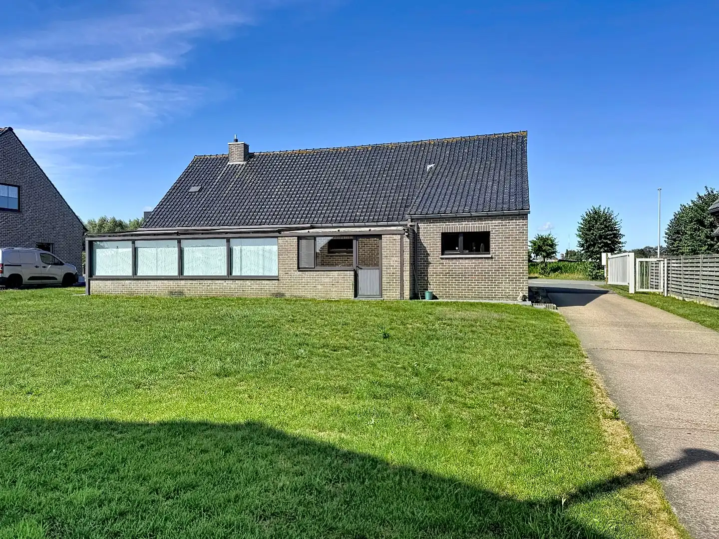 Alleenstaande woning met loods te Zerkegem  foto 4