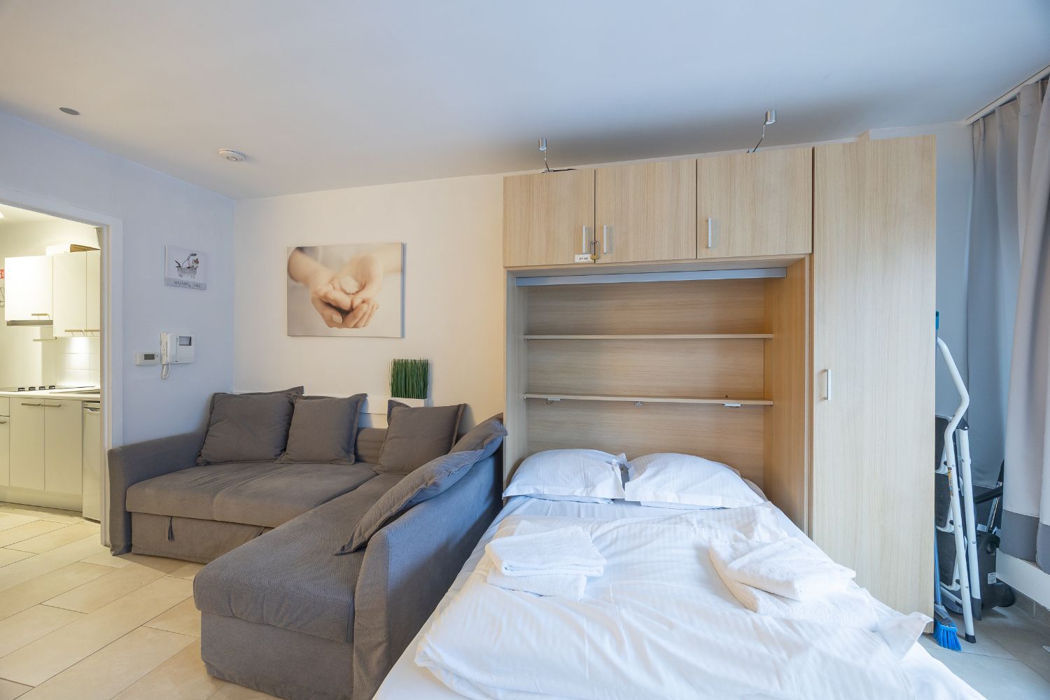 Studio op steenworp van het strand foto 5