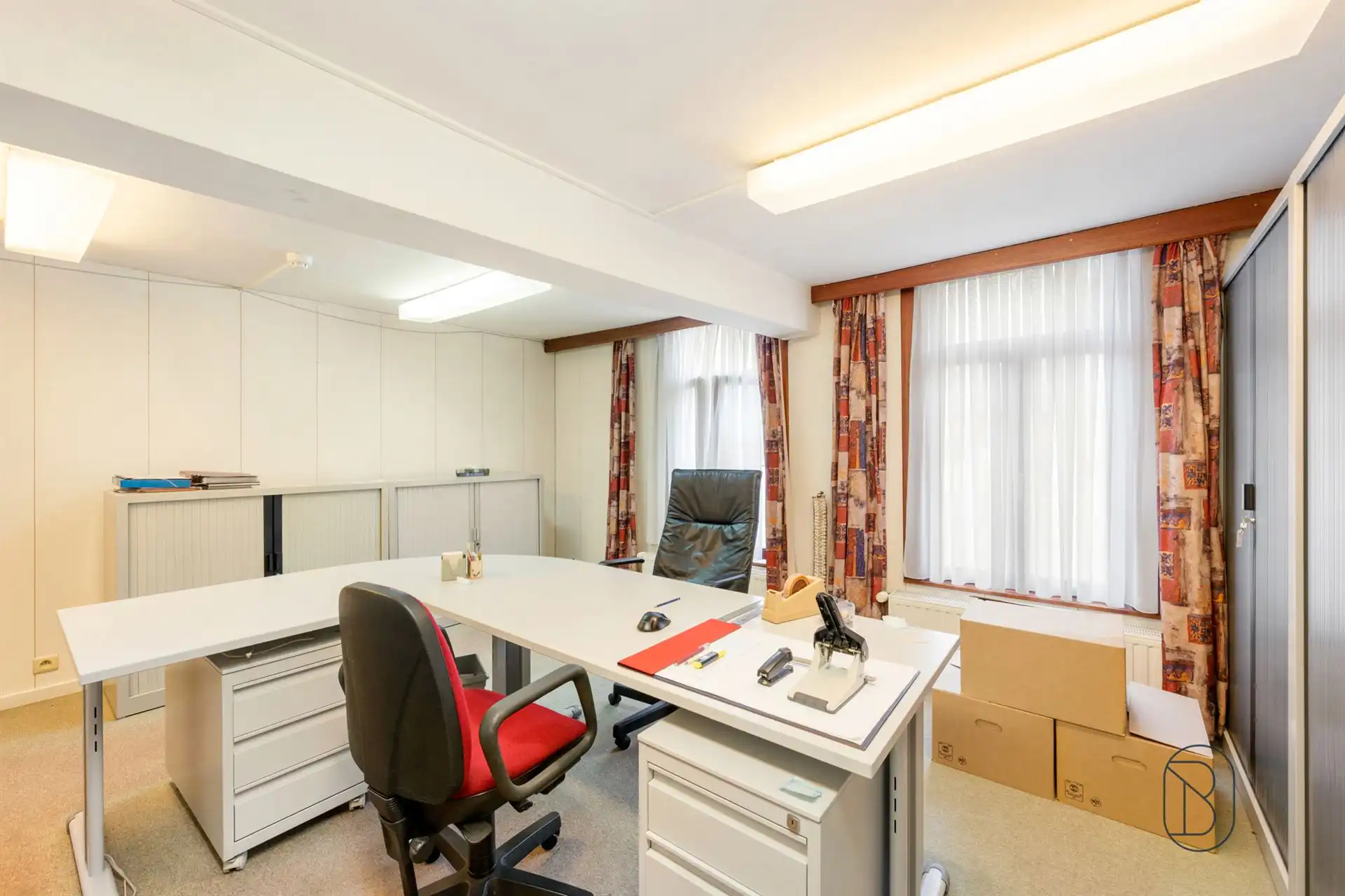 Gemengd gebouw, ideaal voor een zelfstandige/investeerder! foto 12