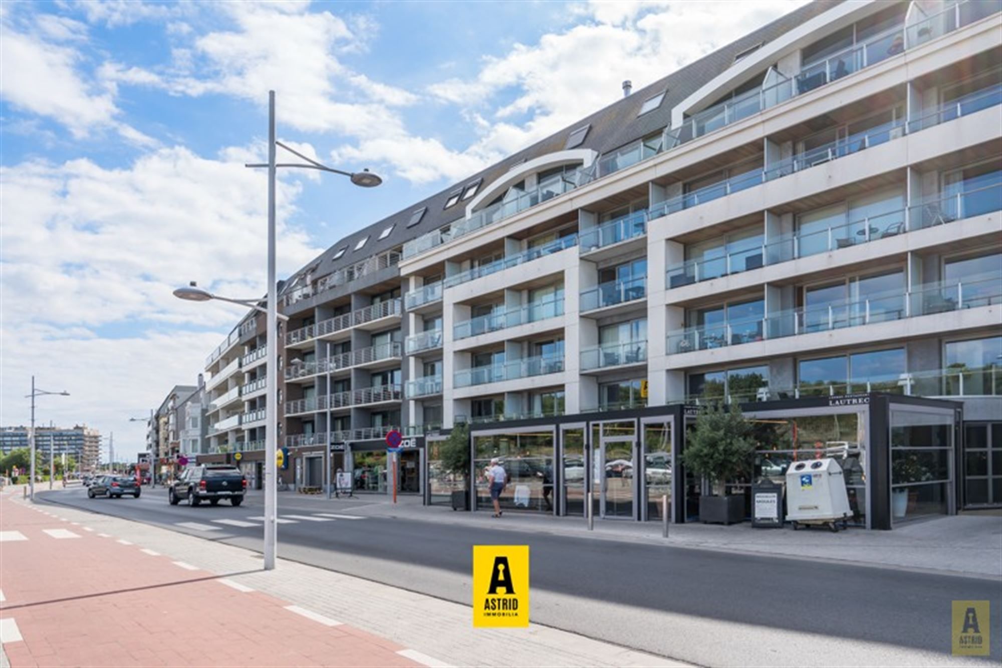 Schitterend duplexappartement met 3 slaapkamers, zeezicht en garagebox! foto 2
