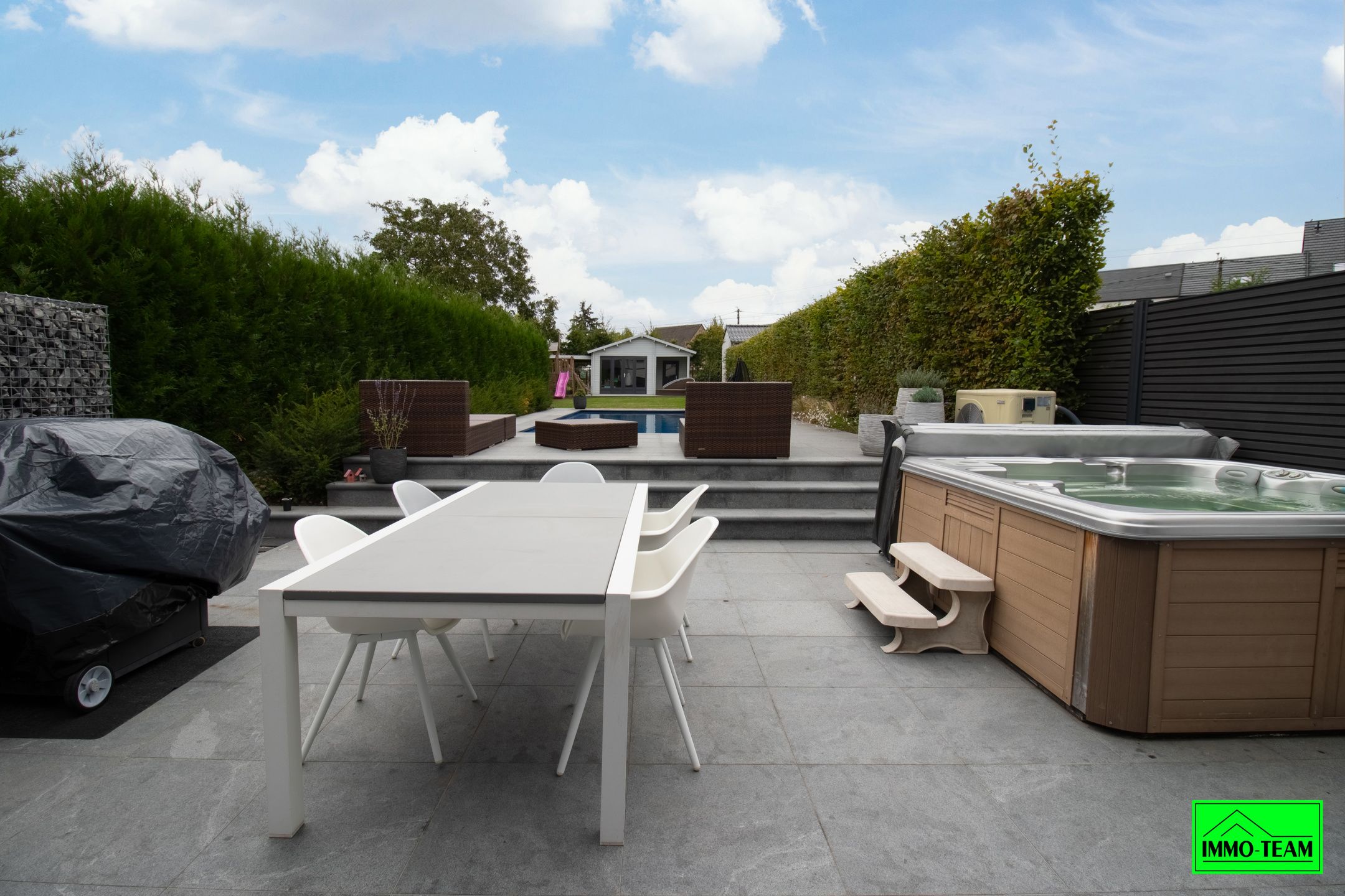 Recente energiezuinige woning met zwembad  foto 33
