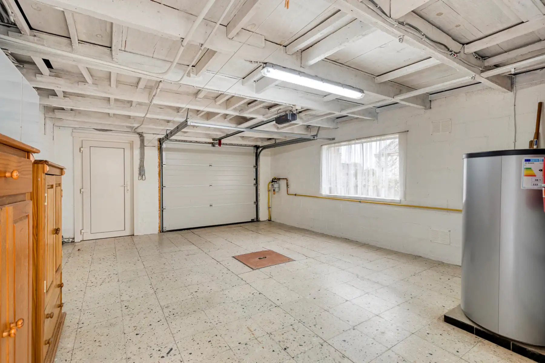 Instapklare centrum-woning pal bij centrum Buggenhout  foto 25