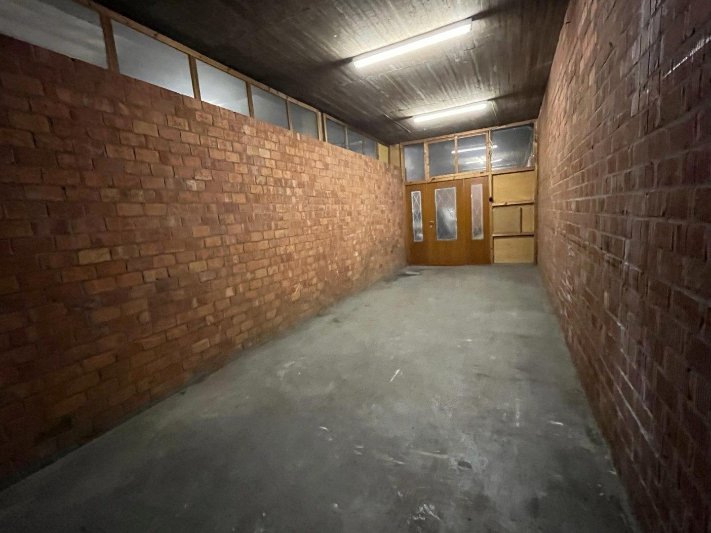 Stapelruimte van 35m² in het centrum van Mol !  foto {{pictureIndex}}