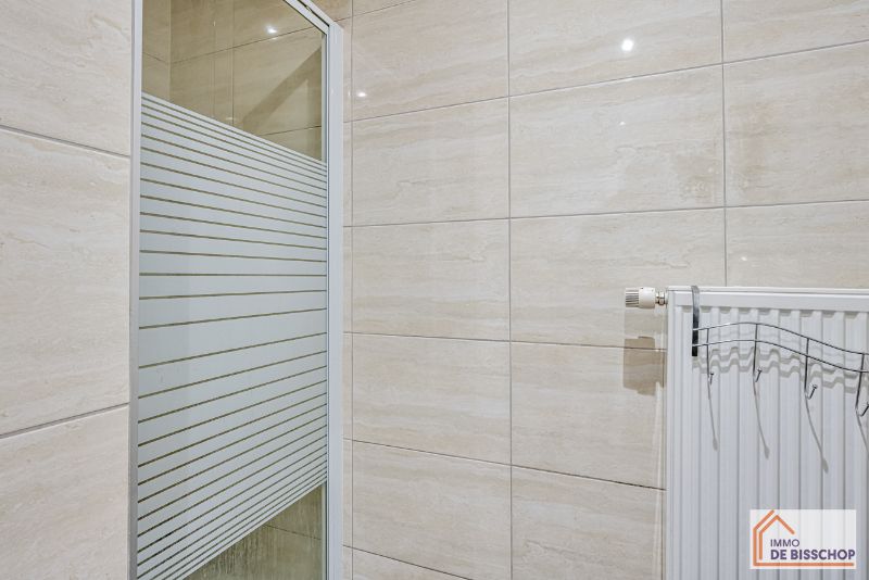 Mooi appartement met 1 slaapkamer en autostaanplaats foto 10