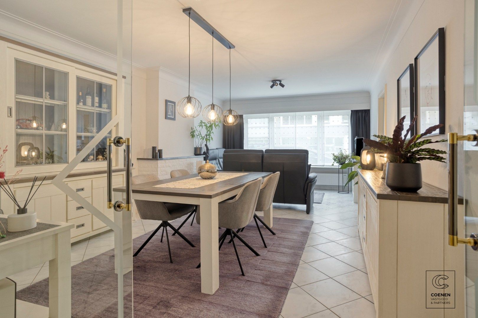 Gelijkvloersappartement van 85 m² op rustige ligging te Deurne! foto {{pictureIndex}}
