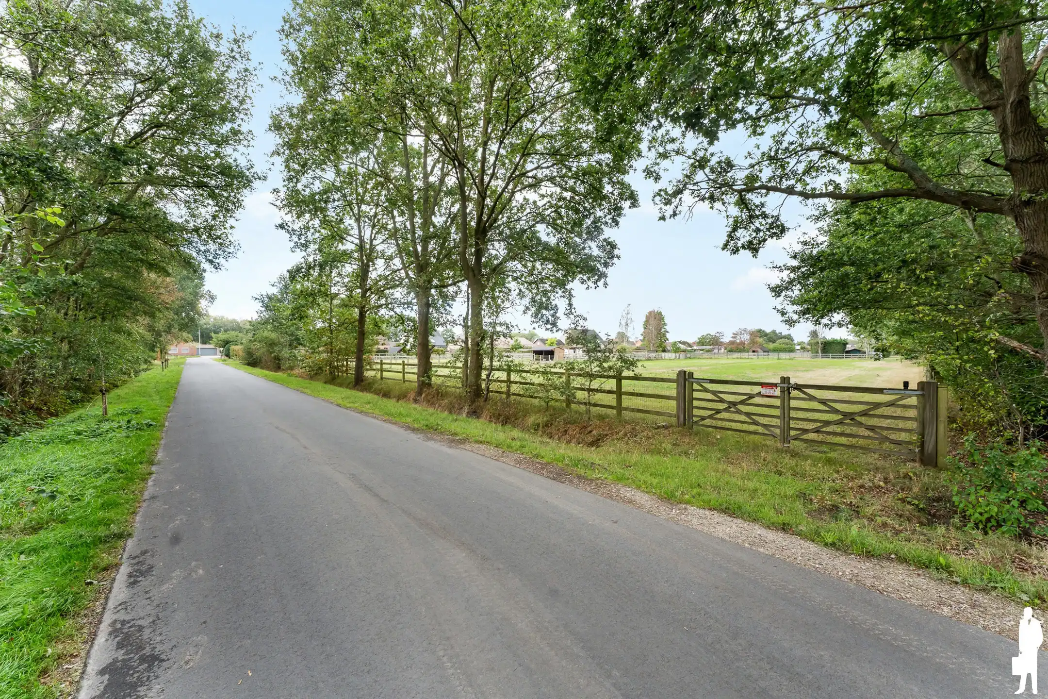 Exclusieve villa met praktijkruimte op domein van 1,4 ha foto 34