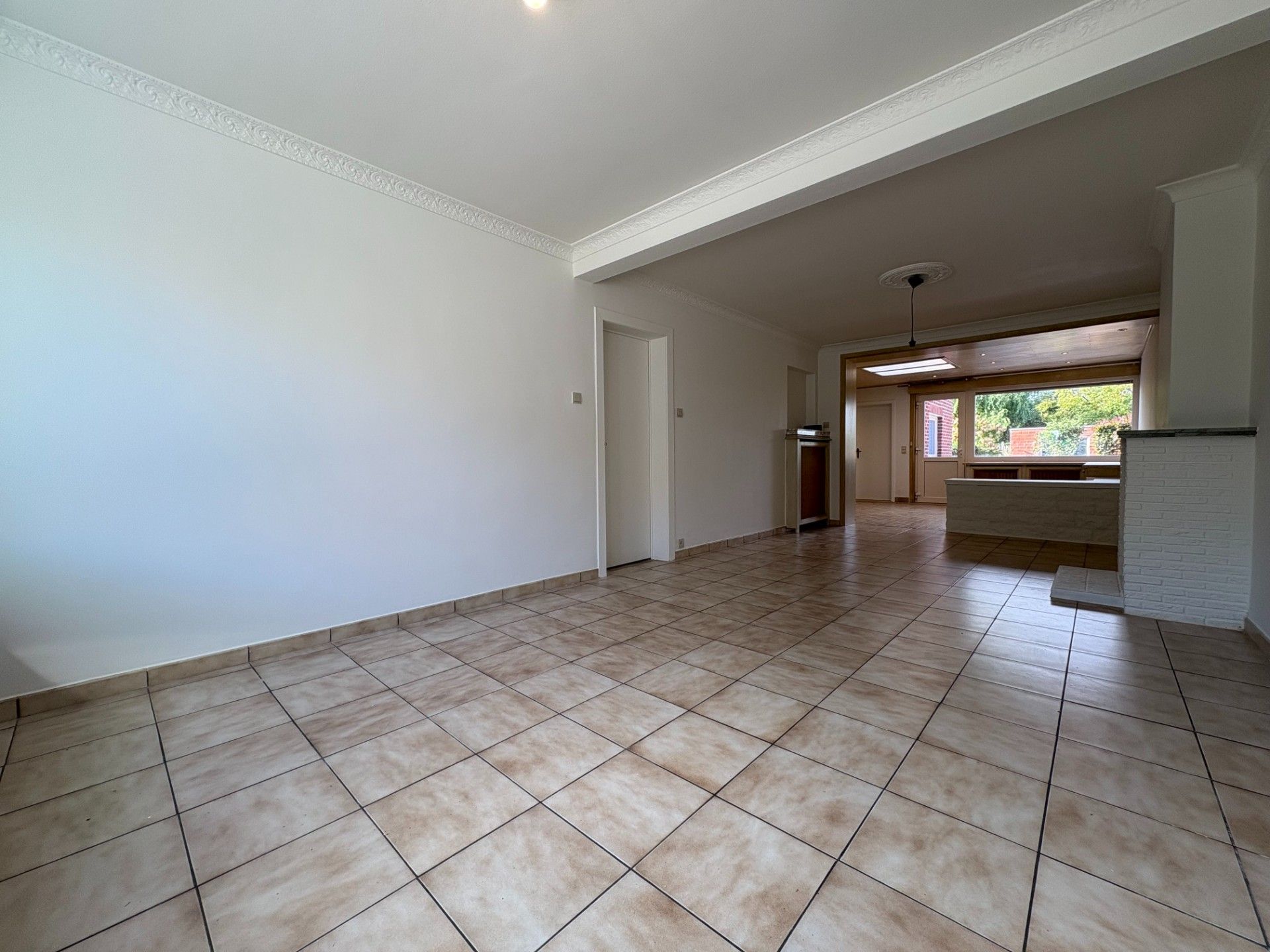 Ruime, rustig gelegen woning met 3 slaapkamers in Anzegem foto 4