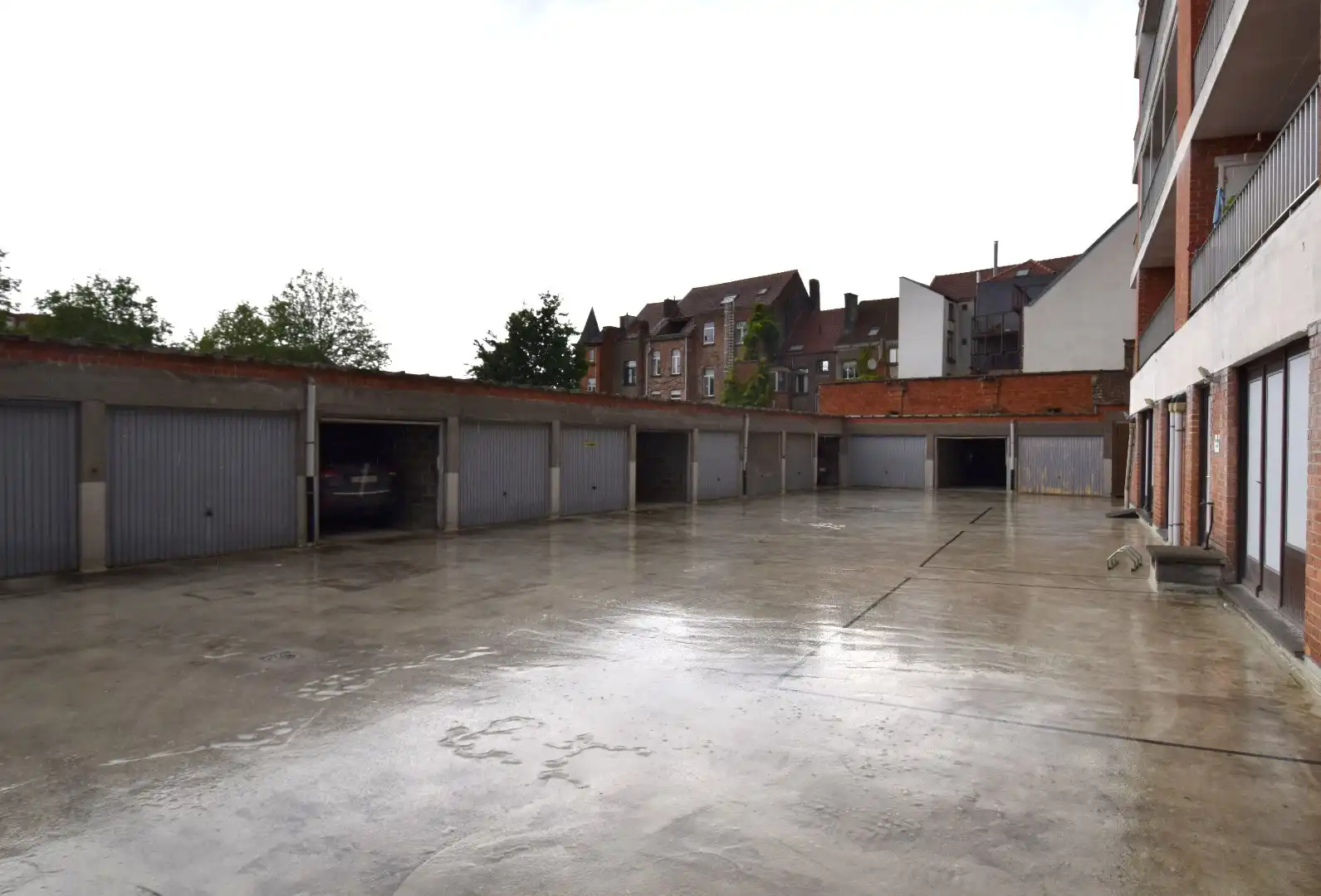 Gesloten garagebox centrum Gent foto 3