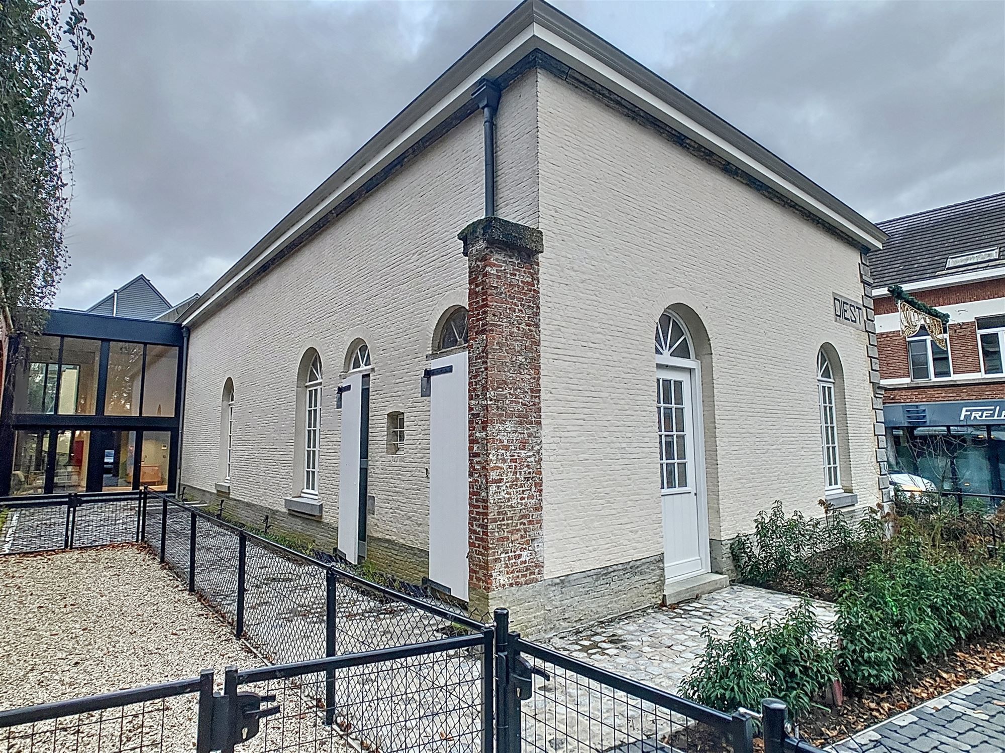 Unieke kantoor- of commerciële ruimte/ POP-UP mogelijk (Huurprijs + 21 % btw). foto 27