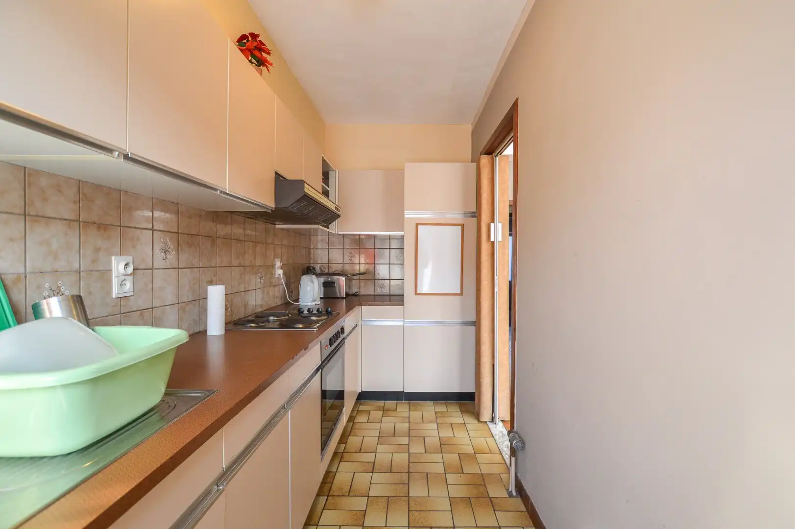 Interessante opbrengsteigendom met 5 volledig verhuurde appartementen in het centrum van Oudenburg foto 15