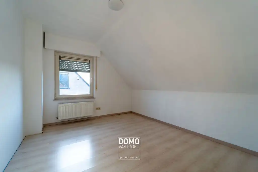 Wonen in alle rust: instapklare open bebouwing met ruime zonnige tuin te Stokrooie foto 12