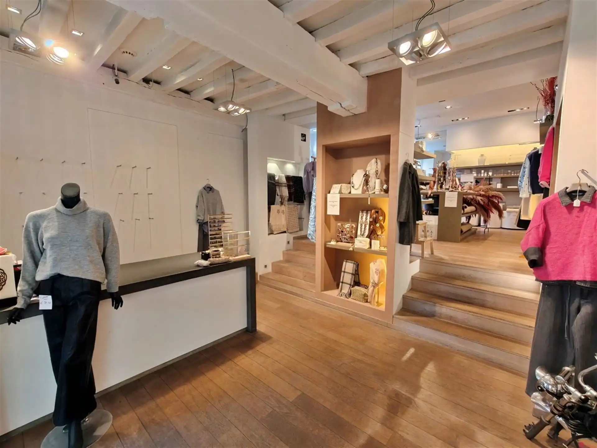 Handelspand op mooie hoek foto 7