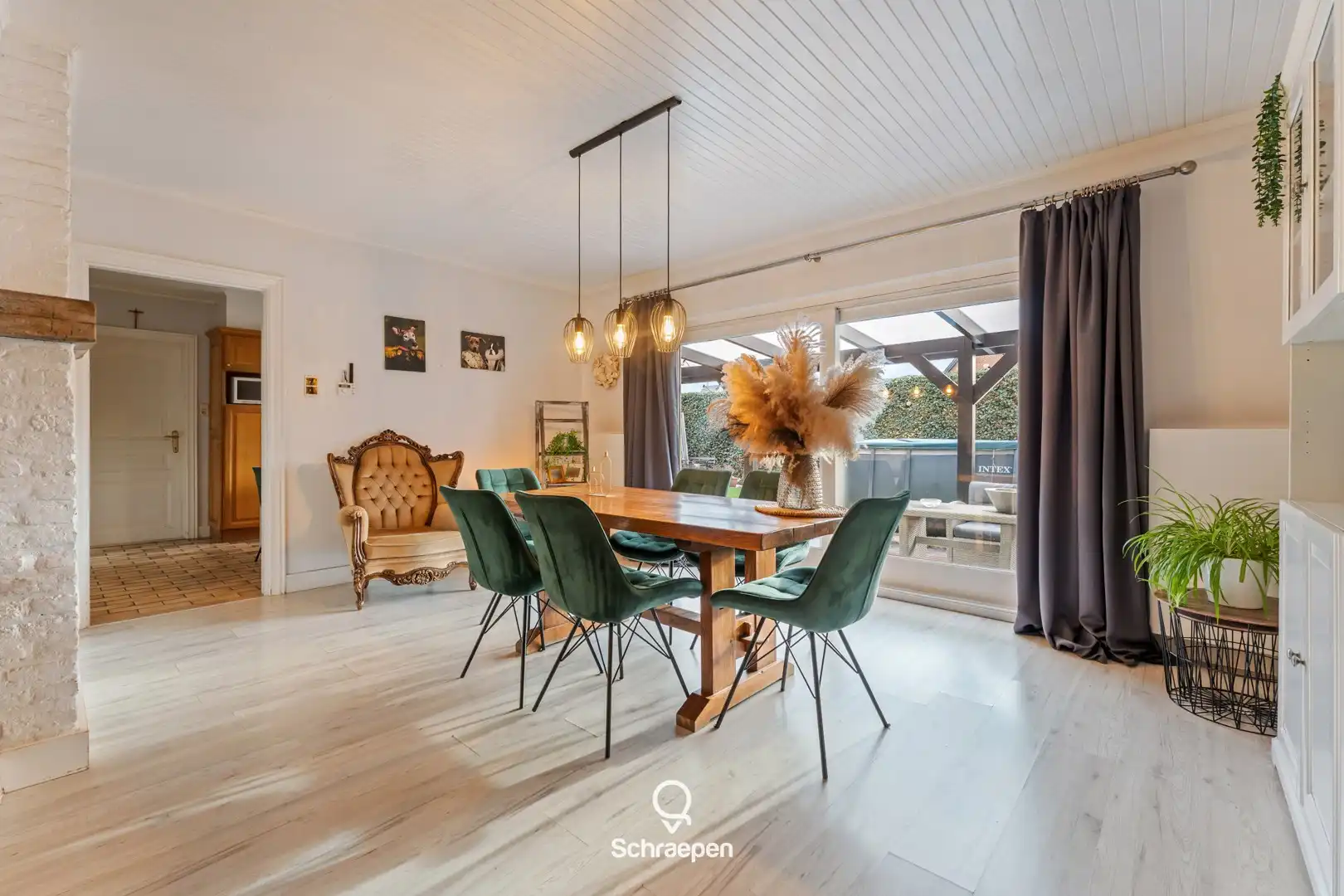 Ruime gezinswoning met 3 tot 4 slpks op wandelafstand van natuurgebied 'De Teut'! foto 2