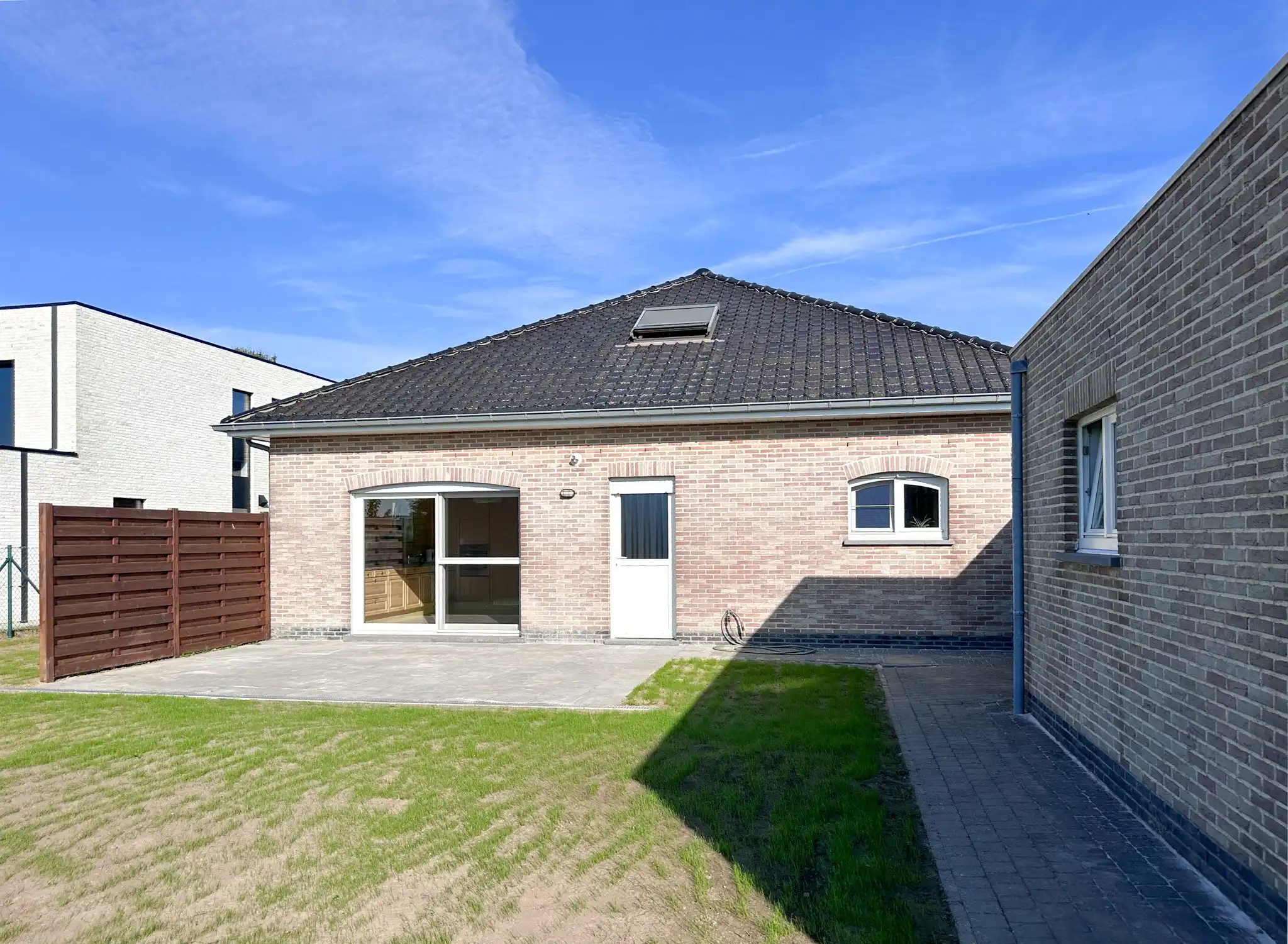 Vrijstaande woning met landelijk uitzicht te huur in Vrasene foto 16