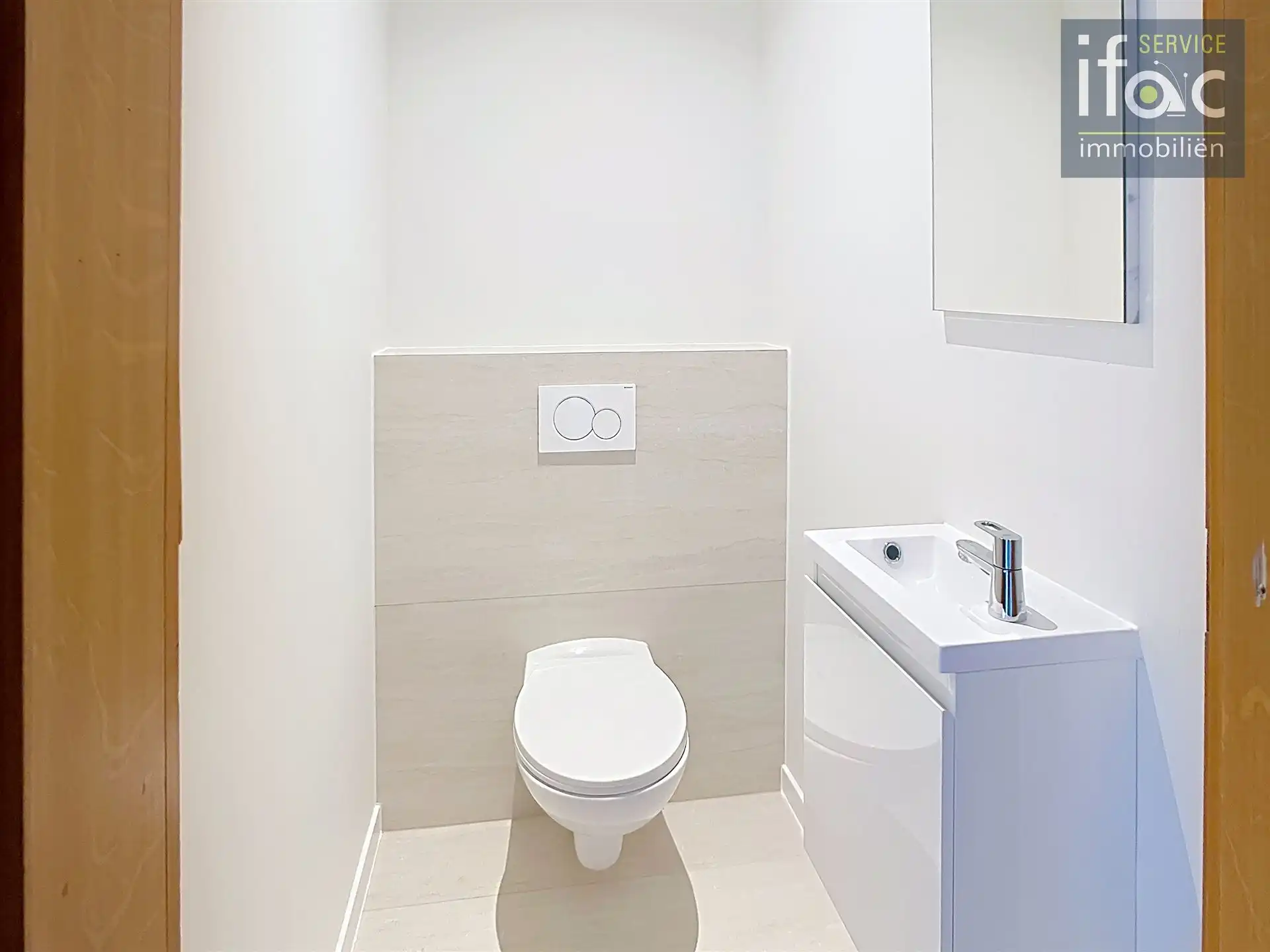 Volledig vernieuwd woning, grote garage, tuin, 3 gr slpks foto 10