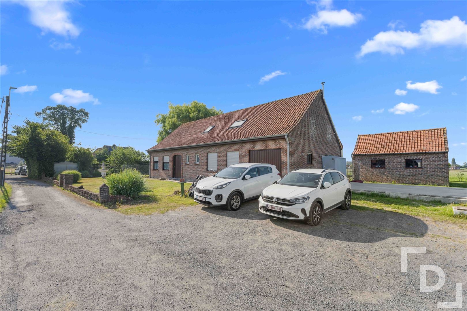 Landelijke alleenstaande woning met verzicht te koop in Houthulst! foto 27