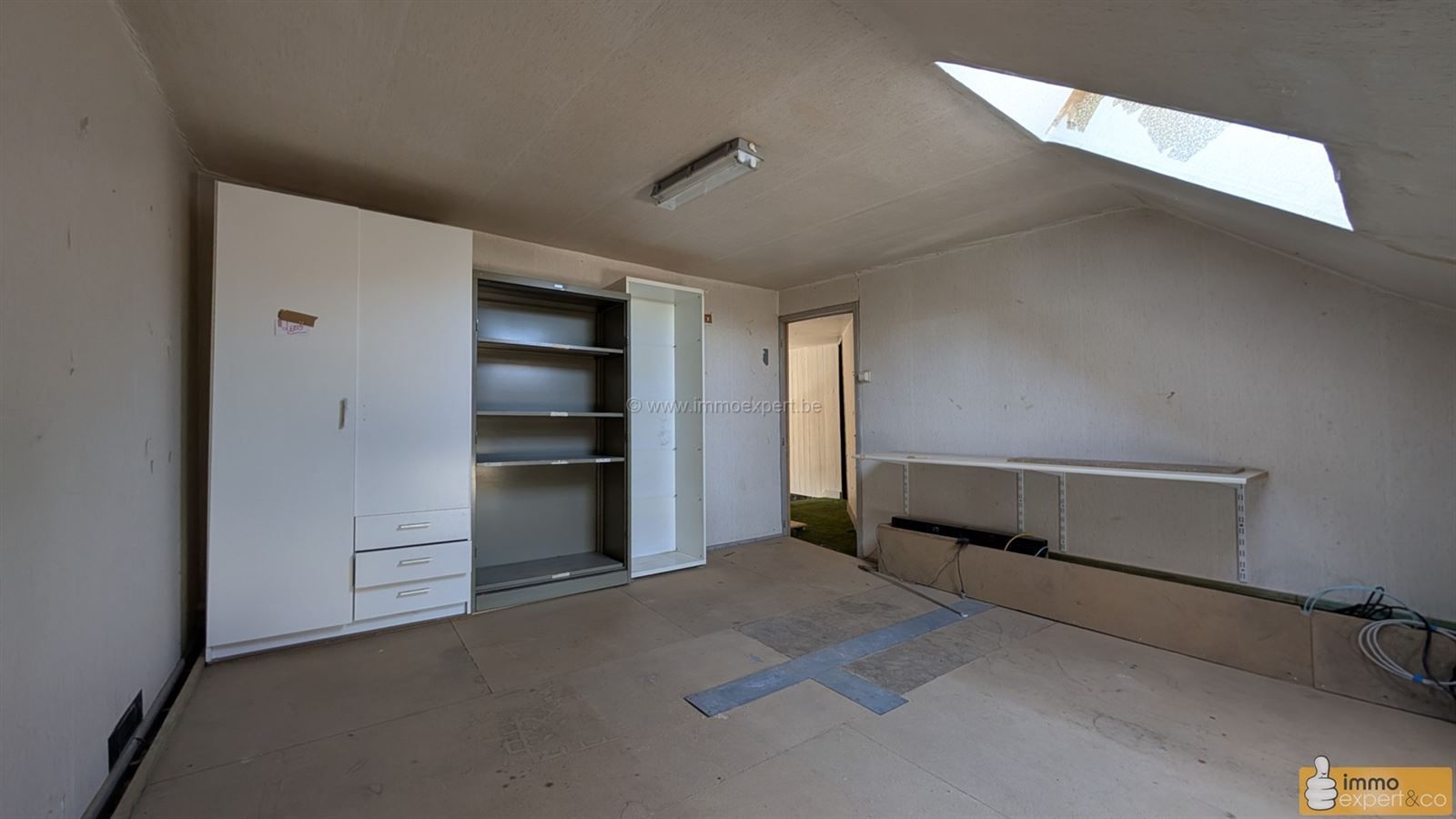 LIEDEKERKE: Centraal gelegen met vele opportuniteiten foto 13