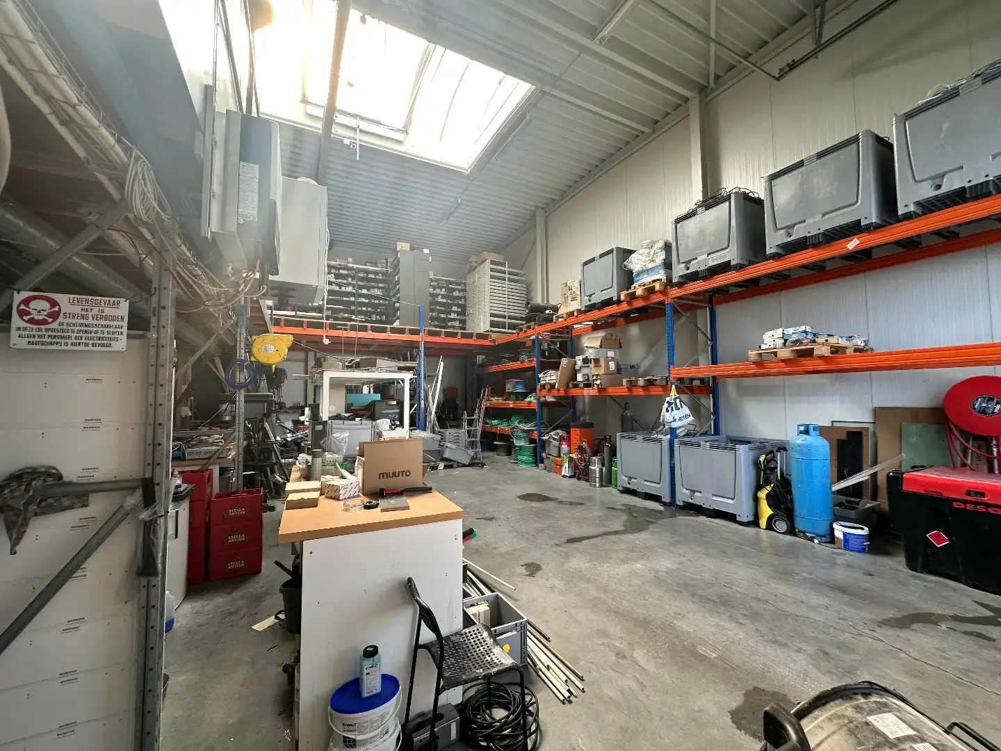 Loodsen met bureel te koop foto 6