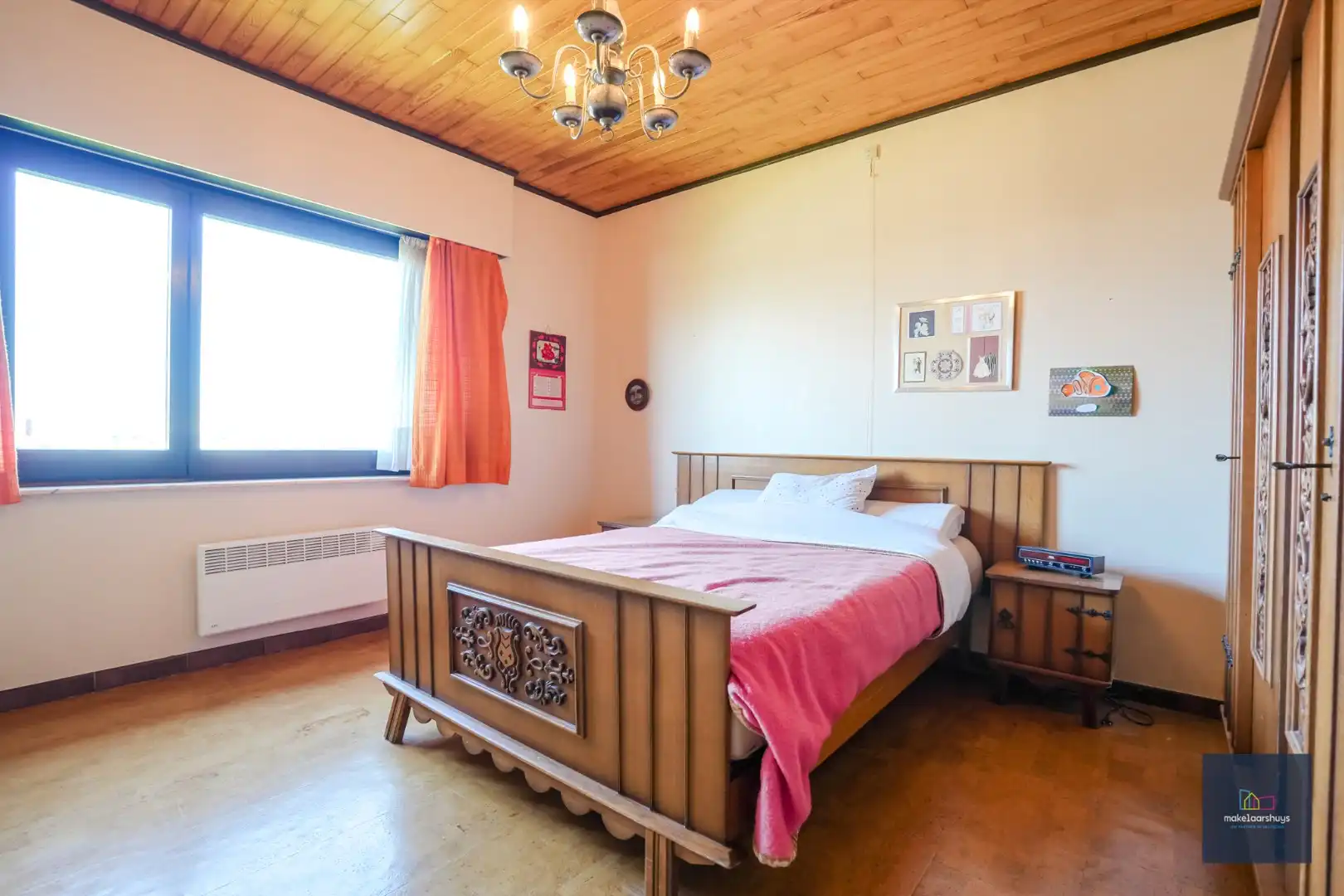 Ruime bungalow met garage op 1980m² grond  foto 14