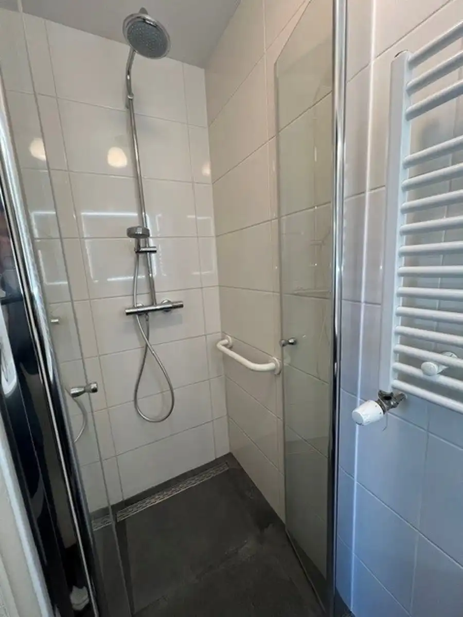 CHARMANTE WONING IN EEN GROENE OASE foto 14
