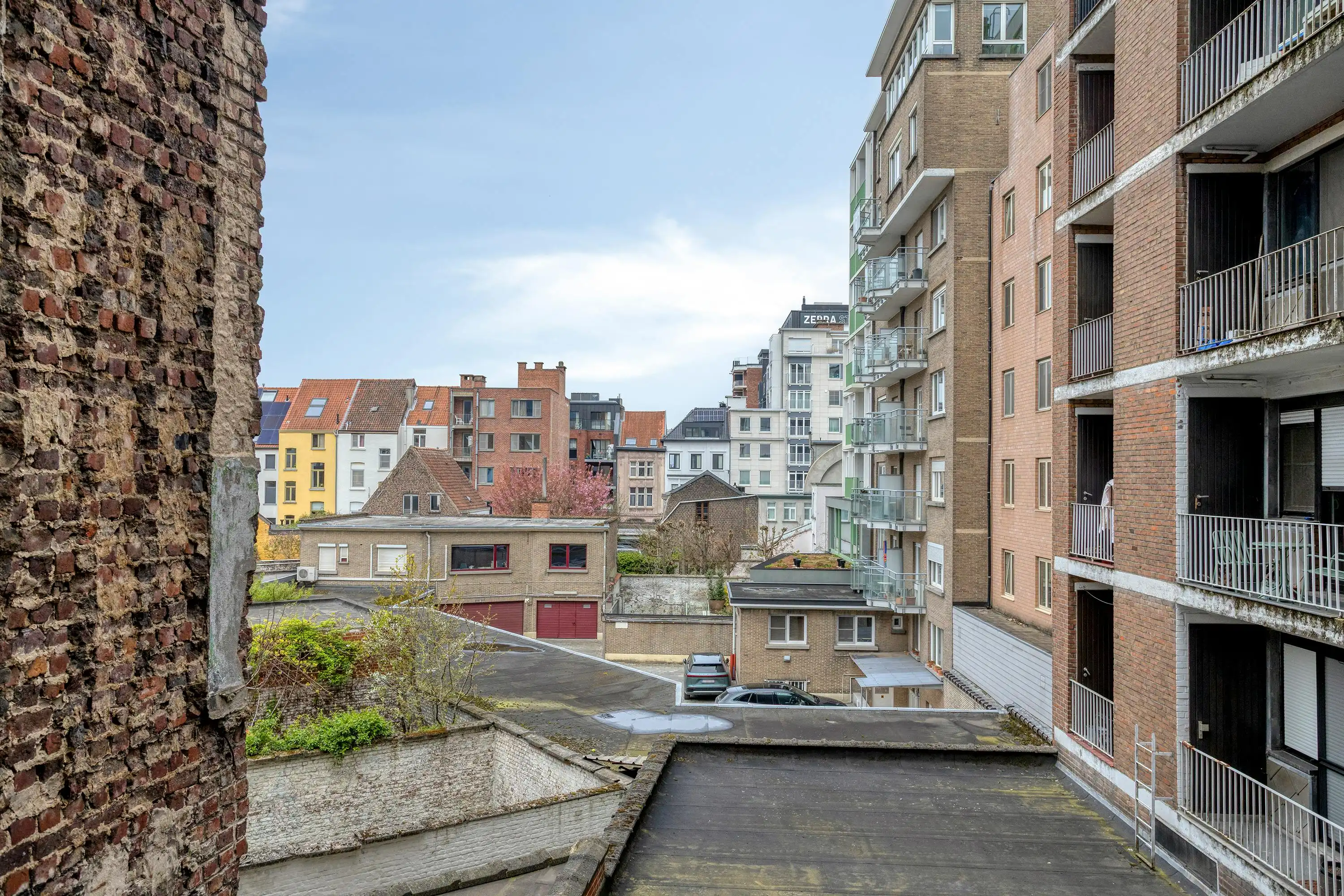 Lichtrijk appartement te koop met terras te Gent foto 10