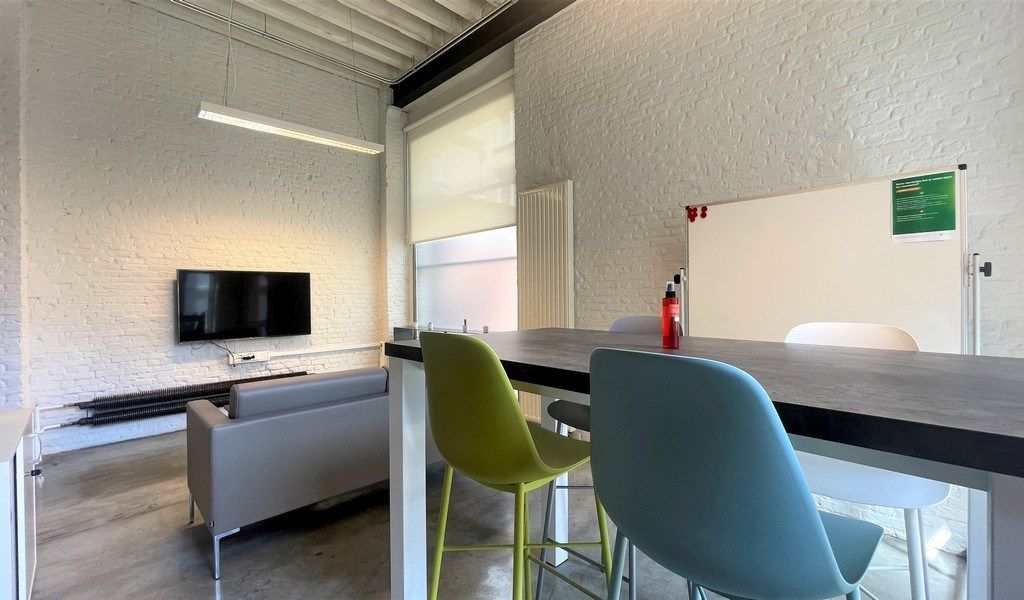 Trendy kantoor in gerenoveerd pakhuis nabij het Eilandje foto 8