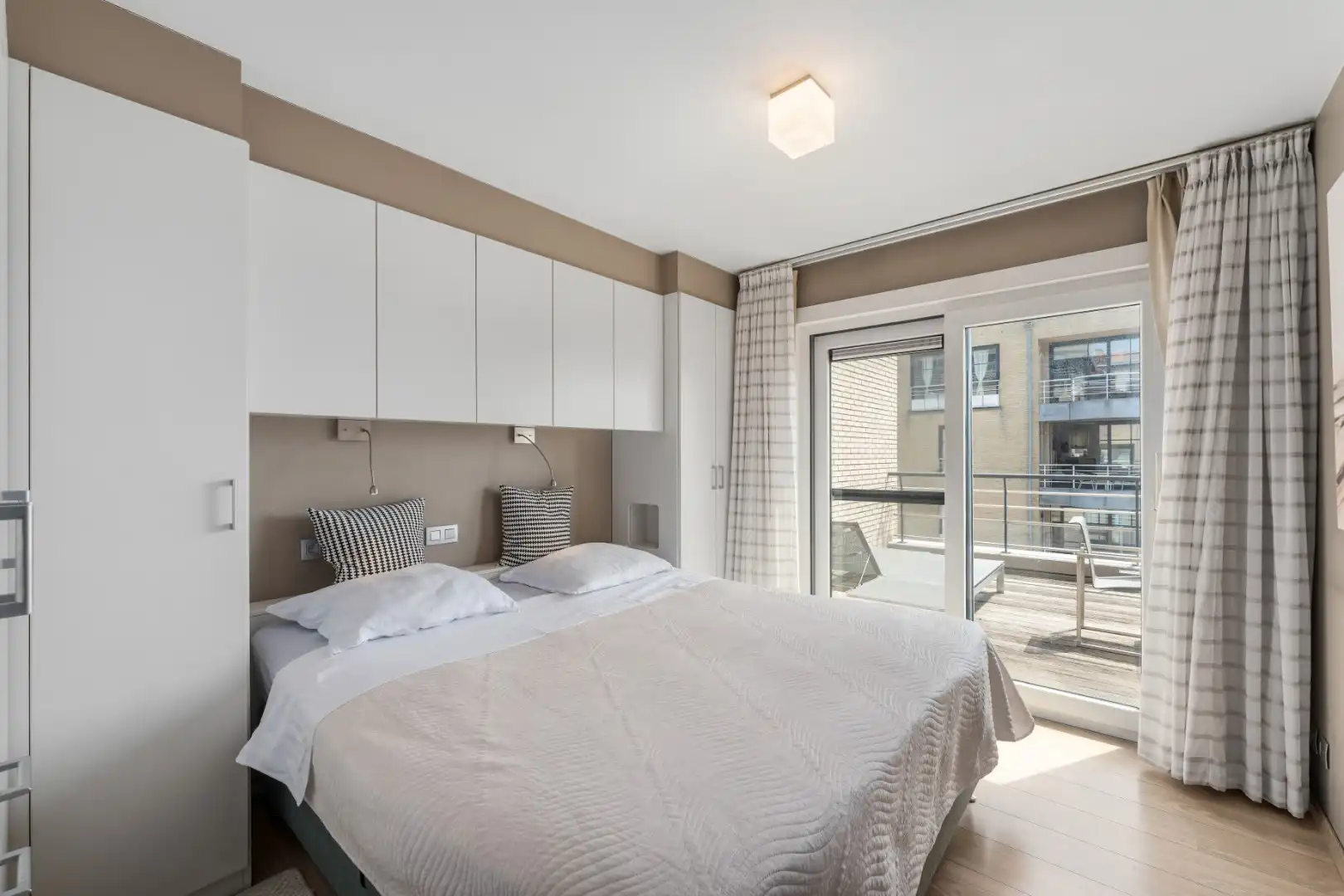 Prachtig duplex appartement met zijdelings zeezicht foto 8