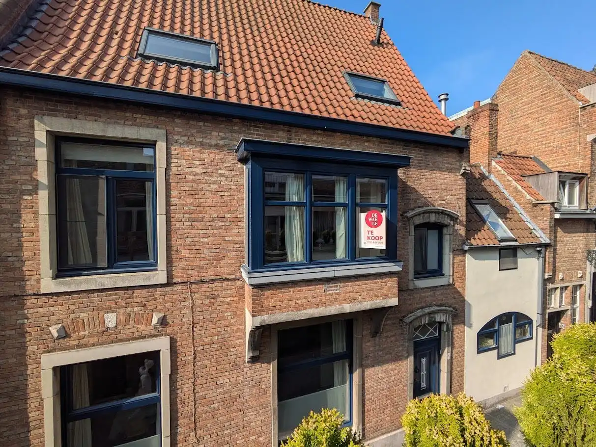 Karaktervol huis met 5 slaapkamers te koop in Brugge foto 16