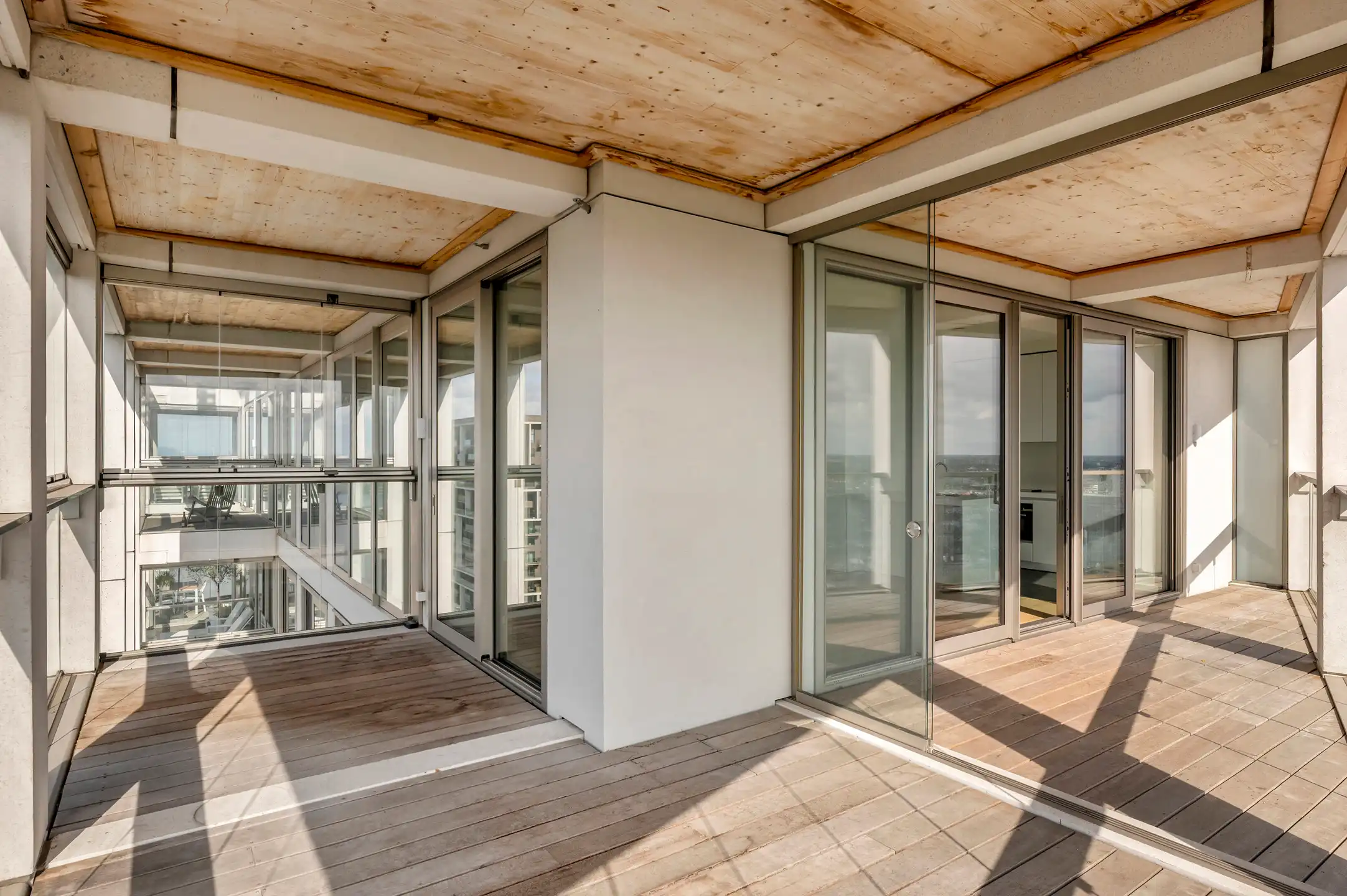 Uitzonderlijk hoekappartement op de 23ste verdieping met zicht over de skyline van Antwerpen.&nbsp; foto 15