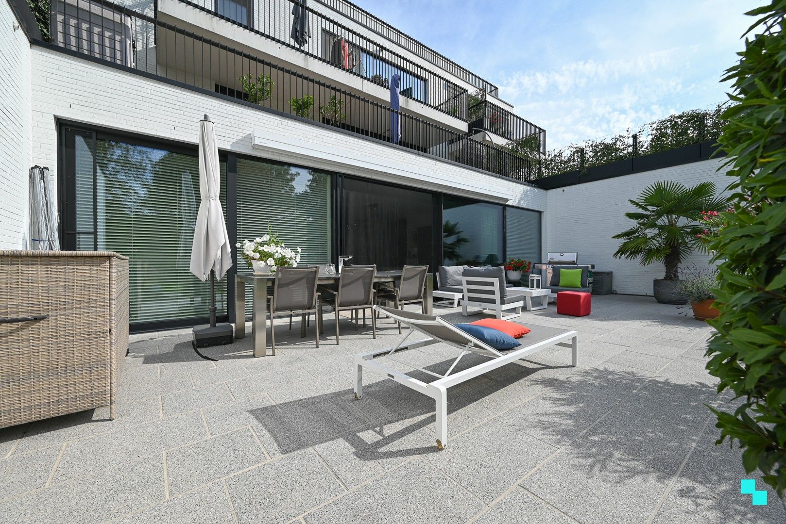 Uitzonderlijk hoogwaardig afgewerkt gelijkvloers appartement langs de Mandel foto 13