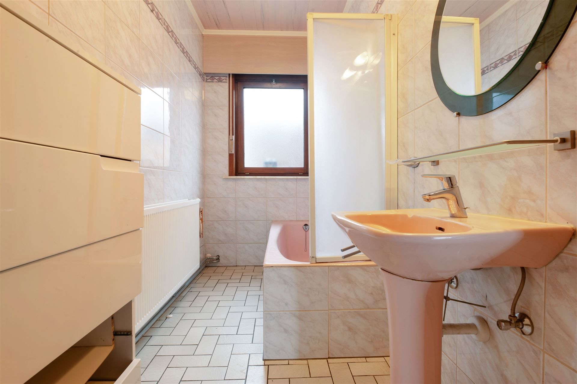 Rustig gelegen te renoveren HOB in Zingem. foto 12