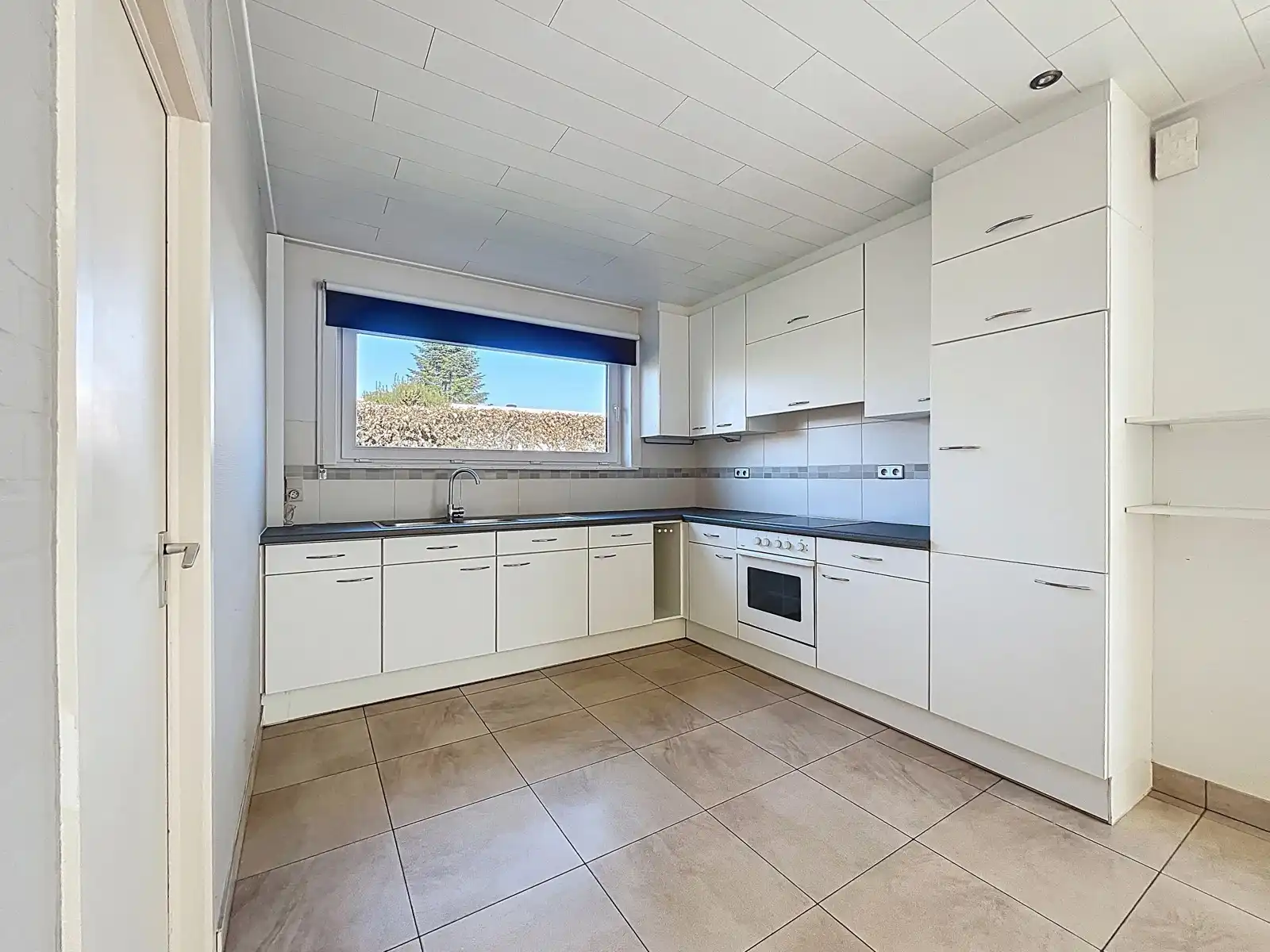 Mooi gelegen, alleenstaande Woning, 2 SLPK, garage én Tuin! foto 8