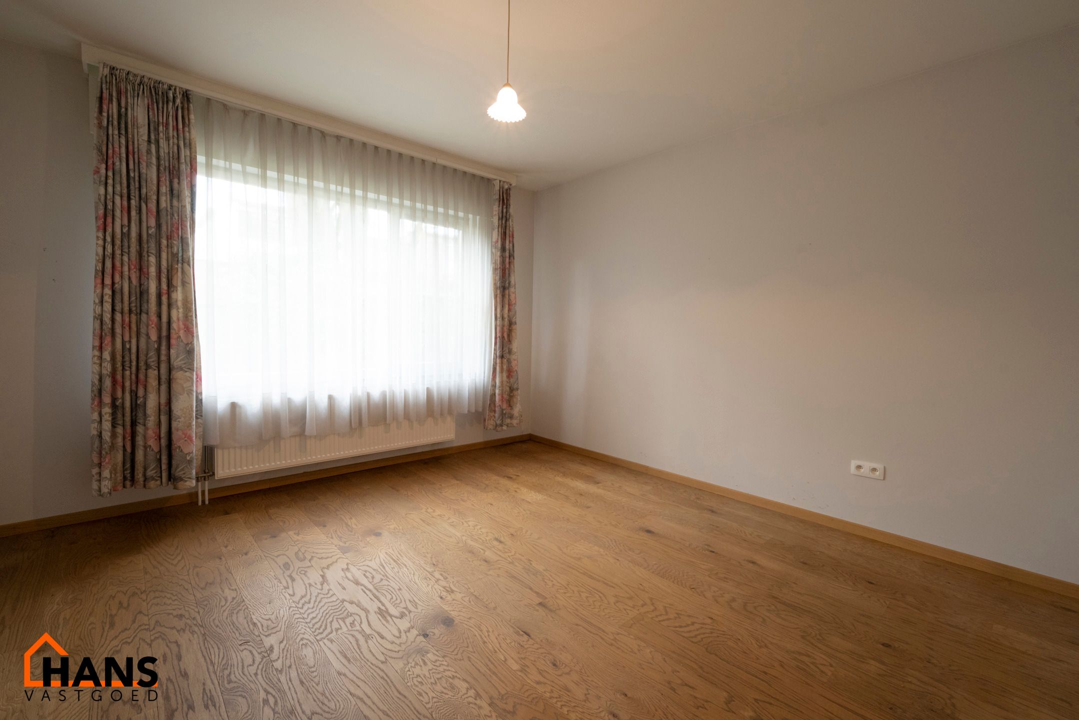 Recent gerenoveerd gelijkvloerappartement met stadstuin. foto 9