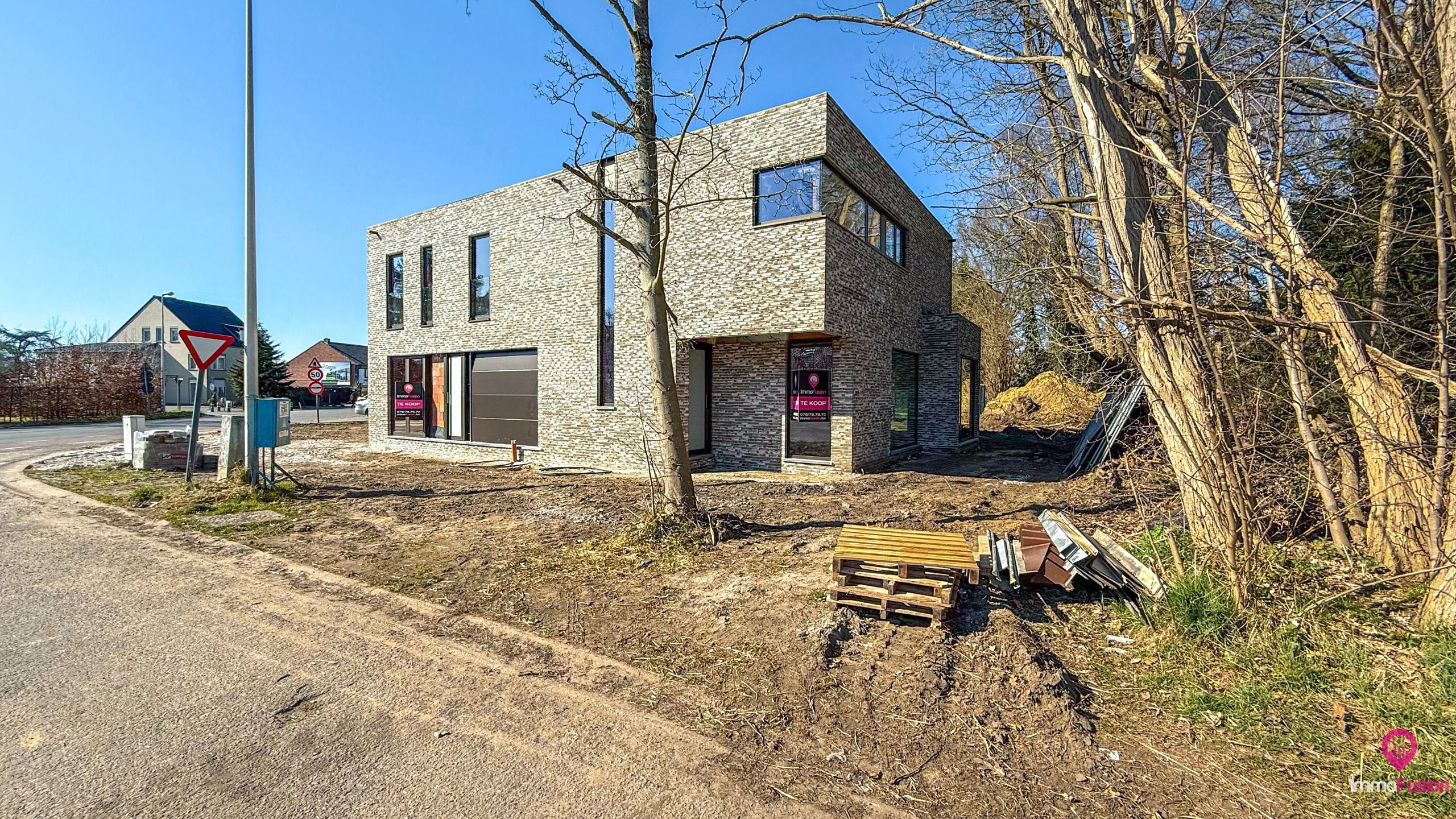 Moderne Casco Woning met 3slpks nabij centrum Houthalen! foto 5