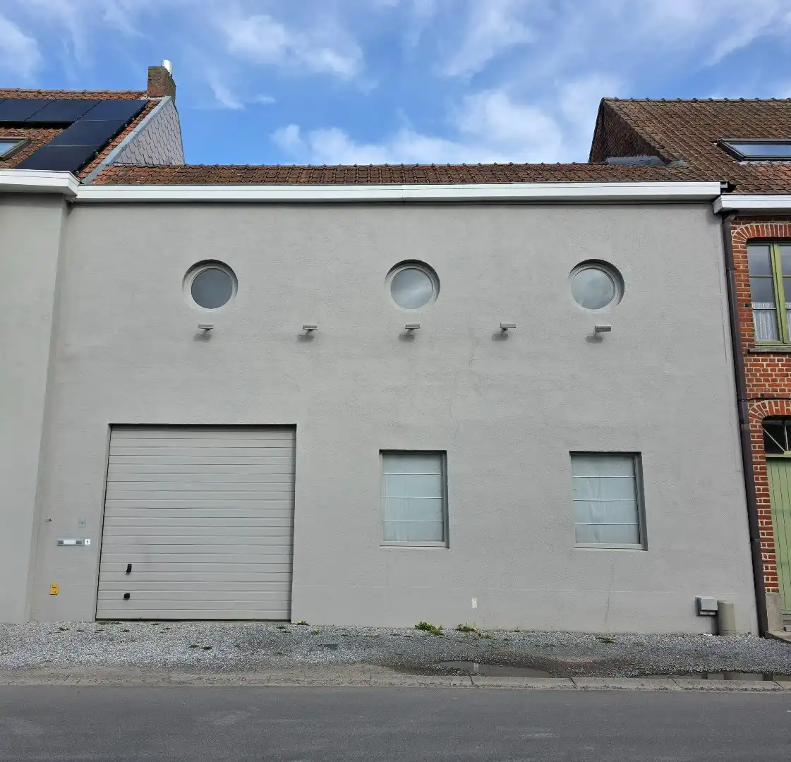 Vlot bereikbaar, veelzijdig atelier/magazijn in Beveren-Leie - geschikt voor diverse doeleinden! foto 2