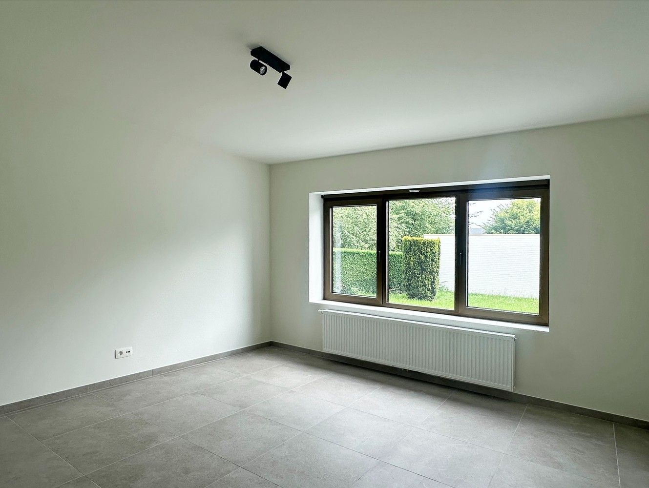 Prachtig ruim gelijkvloers appartement met 4 slaapkamers & tuin in Lier! foto 10