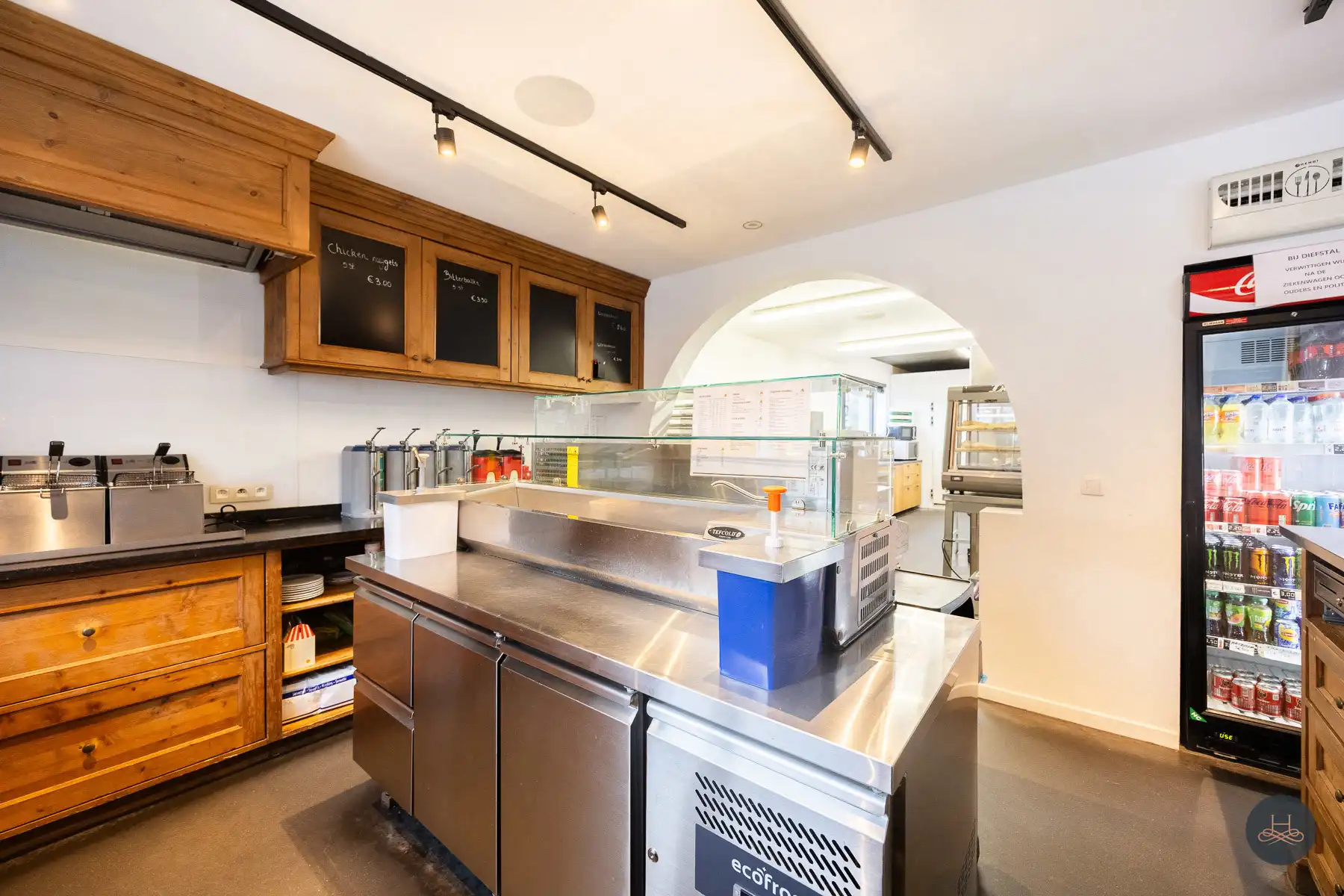 Broodjeszaak op strategisch zeer aantrekkelijke locatie foto 11