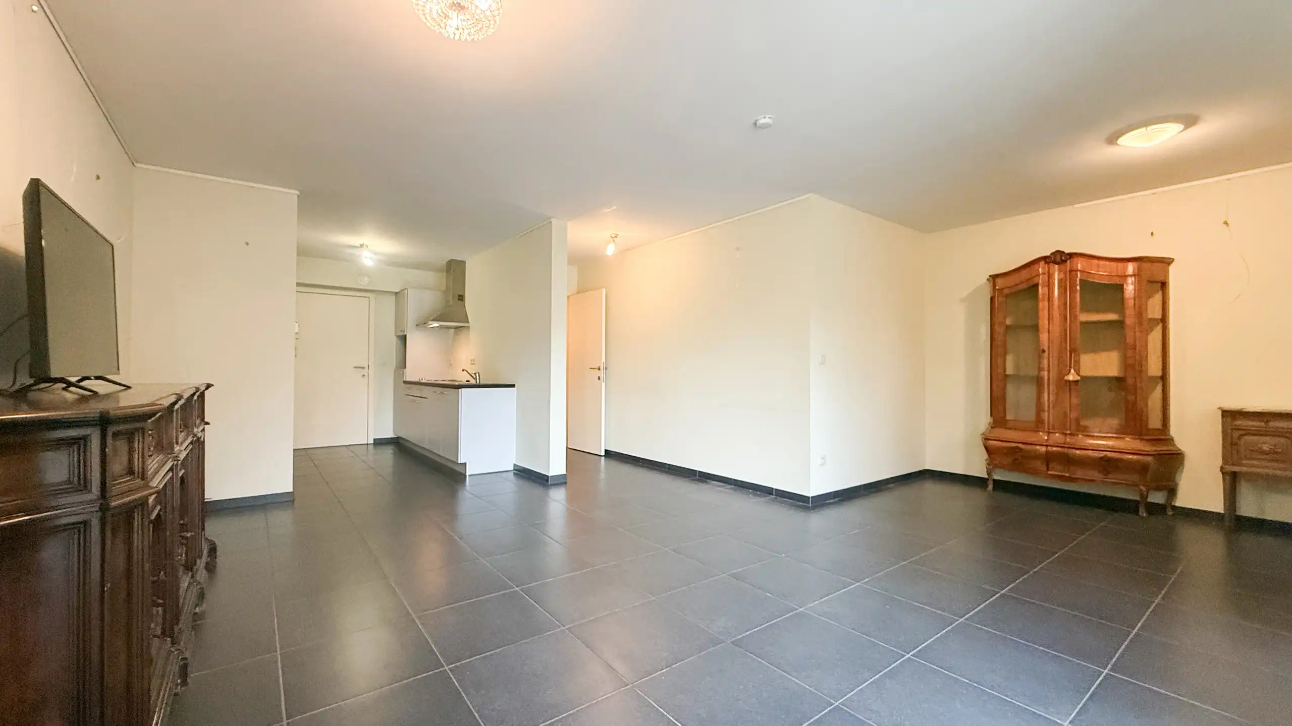 Veelzijdig investeringspand met 10 kamers, lift en kelder! foto 33