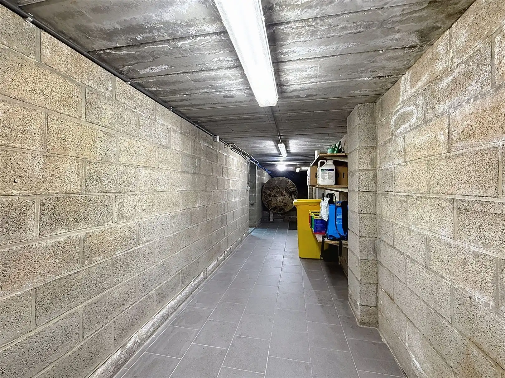 Ruime open bebouwing met 4 slpks, veranda, tuin, garage, 8a  foto 54