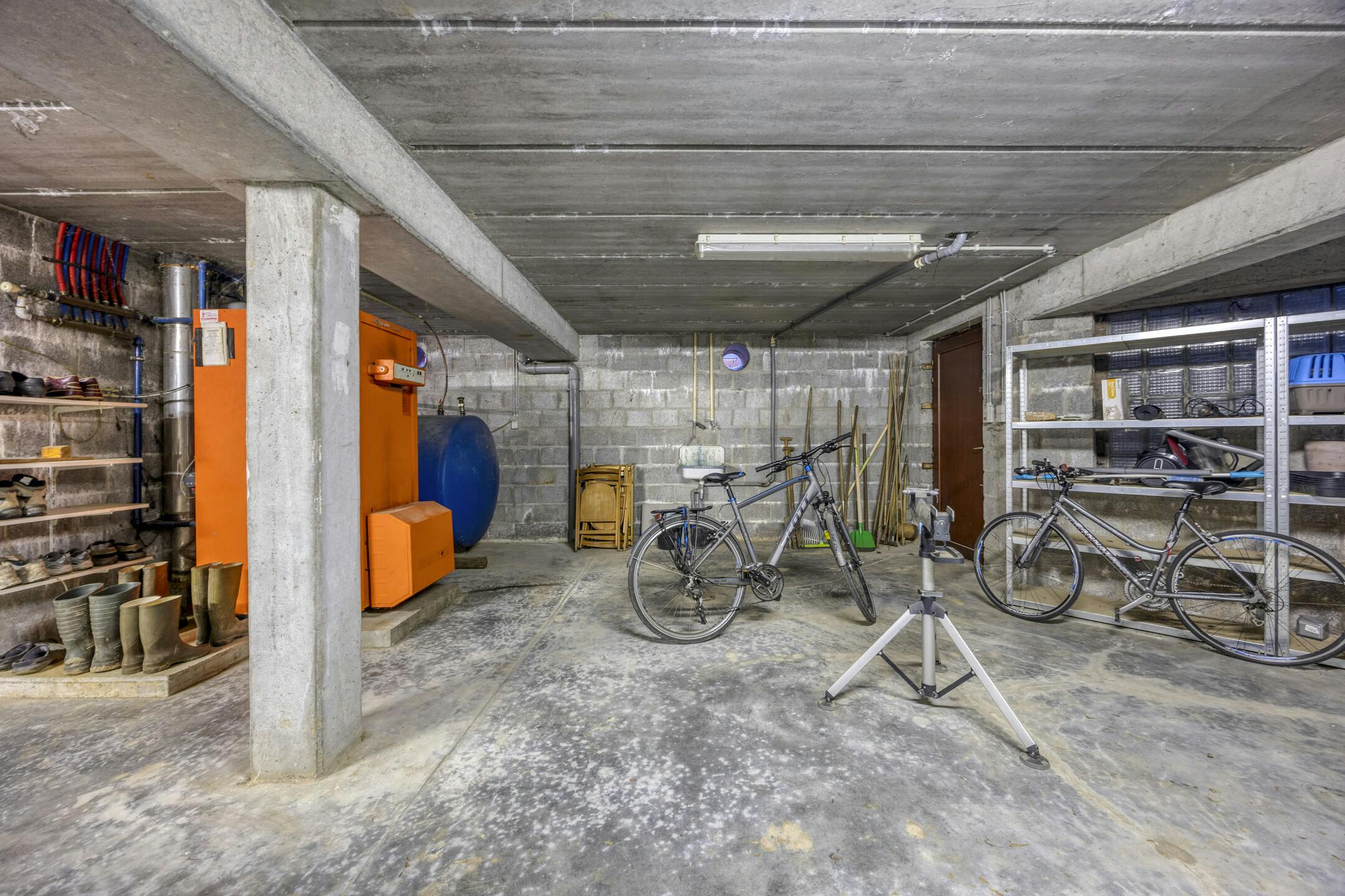 Woning met 6 kamers en fenomenaal uitzicht te koop in Brakel foto 21