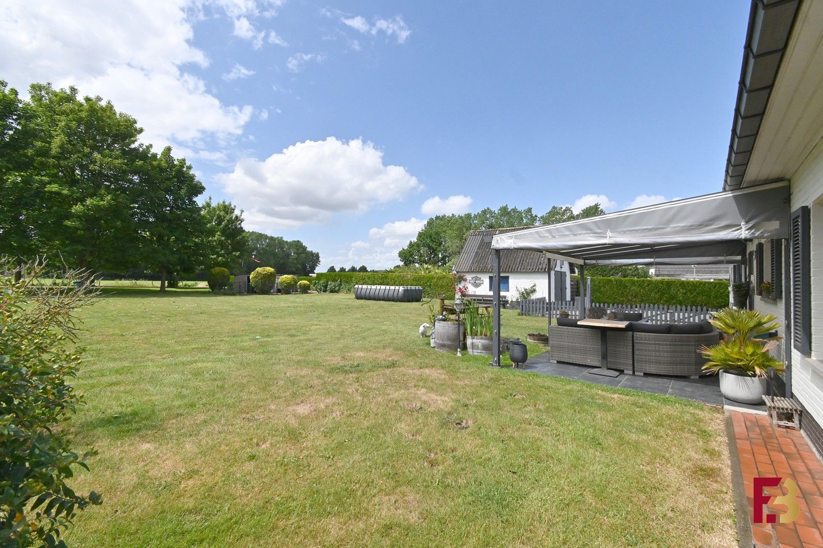 Gezellige bungalow met grote tuin in Petegem-aan-de-Leie (Deinze) foto 14